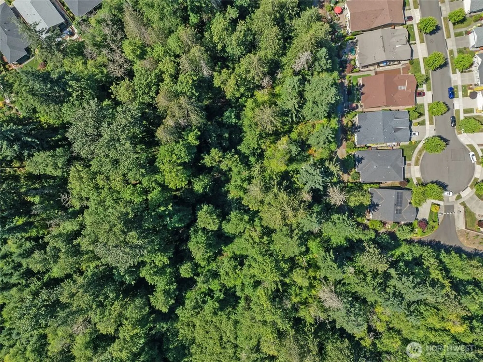 Property Slideshow image 33 of 35 | 14714 knoll park ct, Bonney Lake, WA, 98391