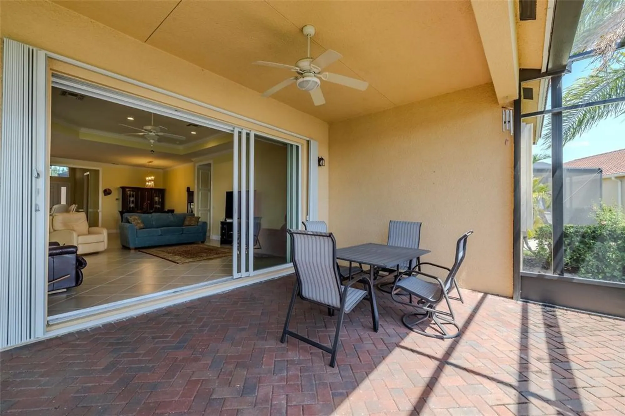 Property Slideshow image 28 of 92 | 4821 grand banks dr, Wimauma, FL, 33598