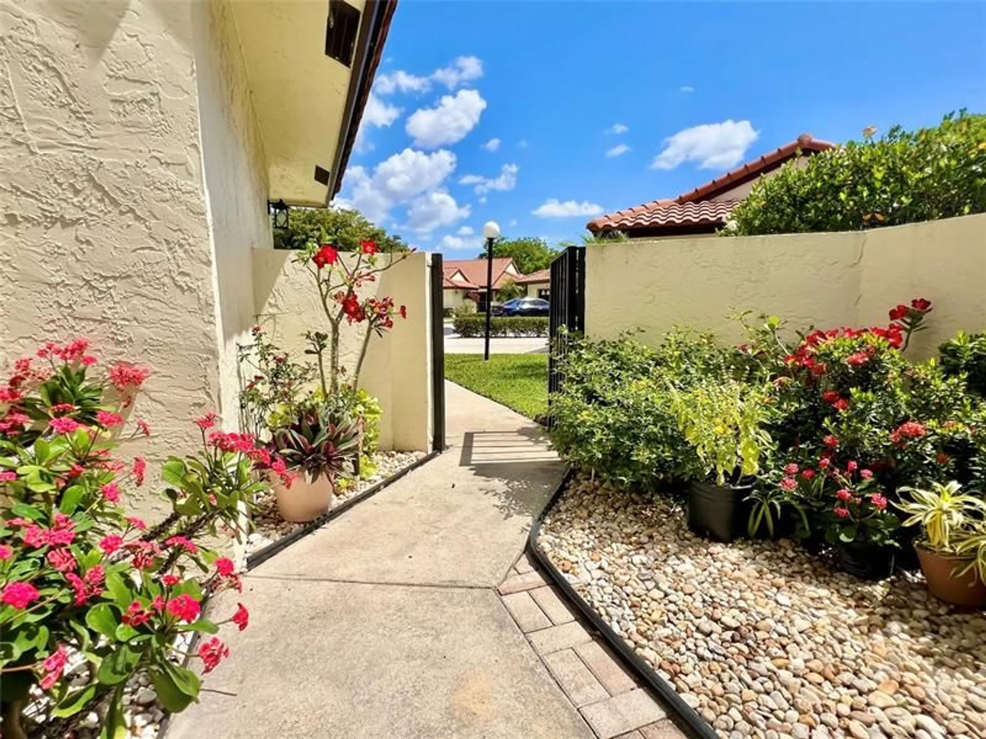 Property Slideshow image 33 of 59 | 10726 beach palm ct a, Boynton Beach, FL, 33437