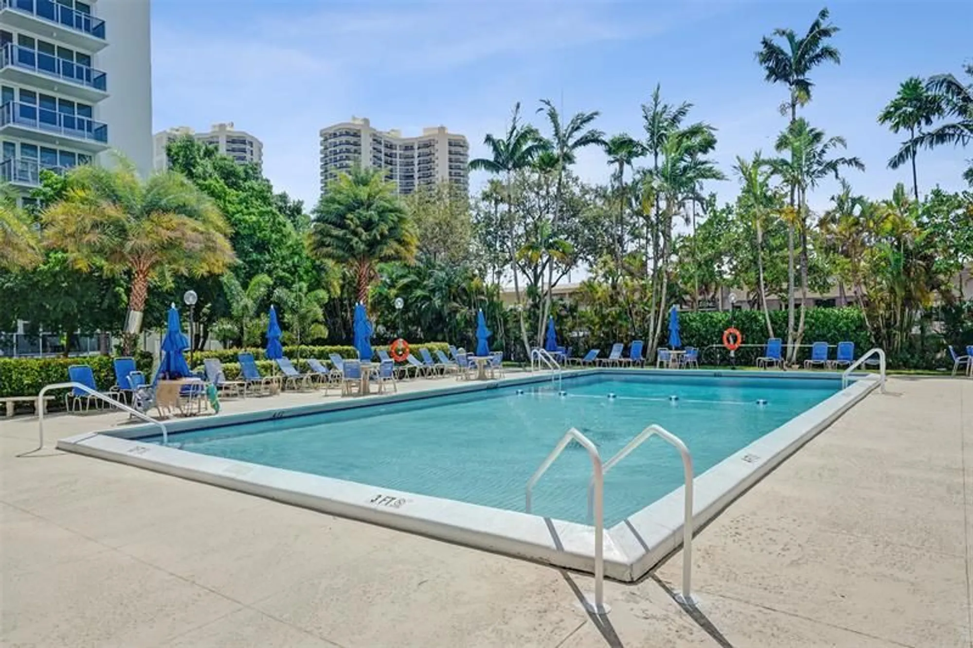Property Slideshow image 28 of 40 | 3333 ne 34th st apt 811, Fort Lauderdale, FL, 33308