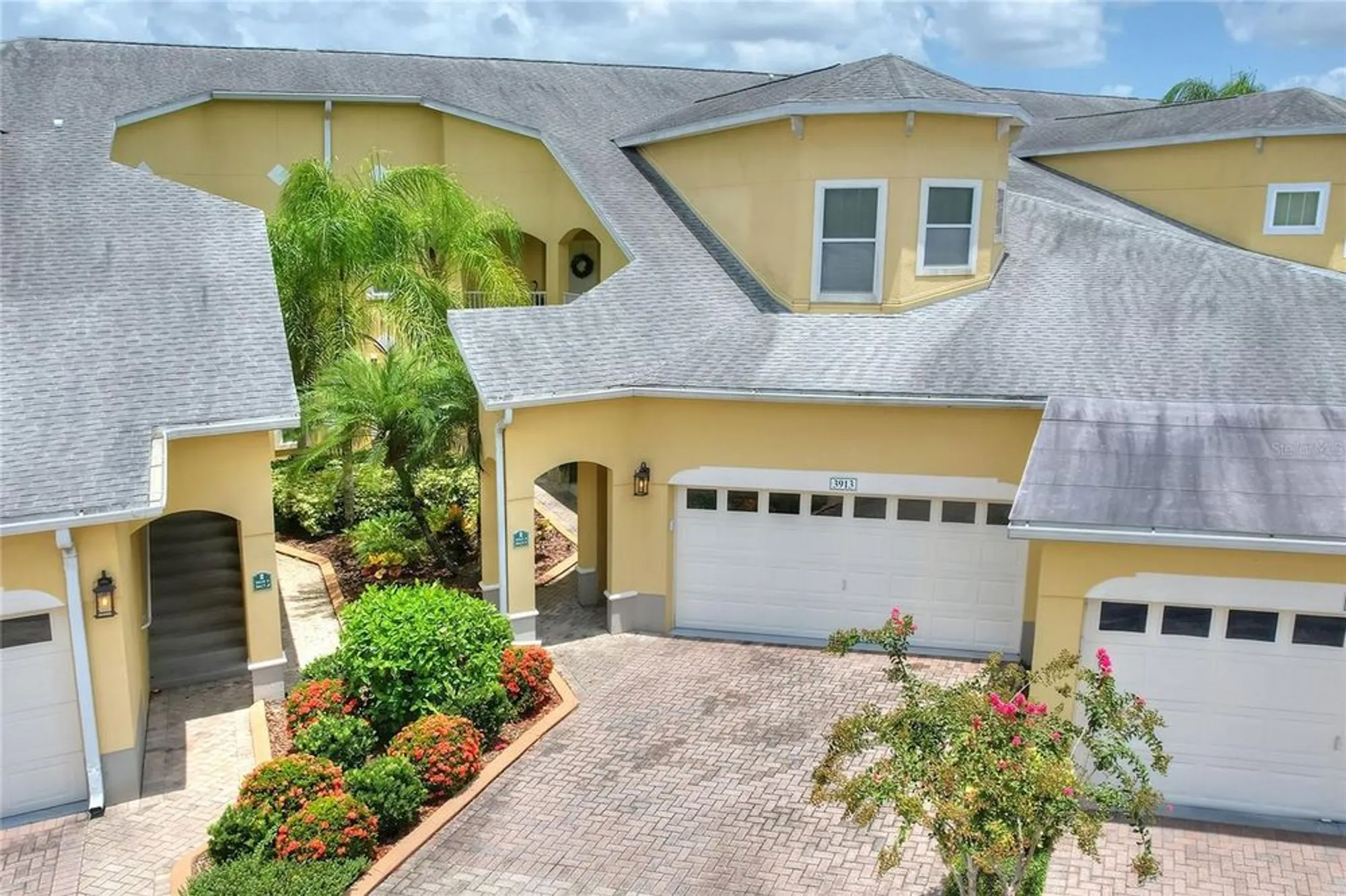 Property Slideshow image 40 of 50 | 3913 serenade ln # 4, Lakeland, FL, 33811