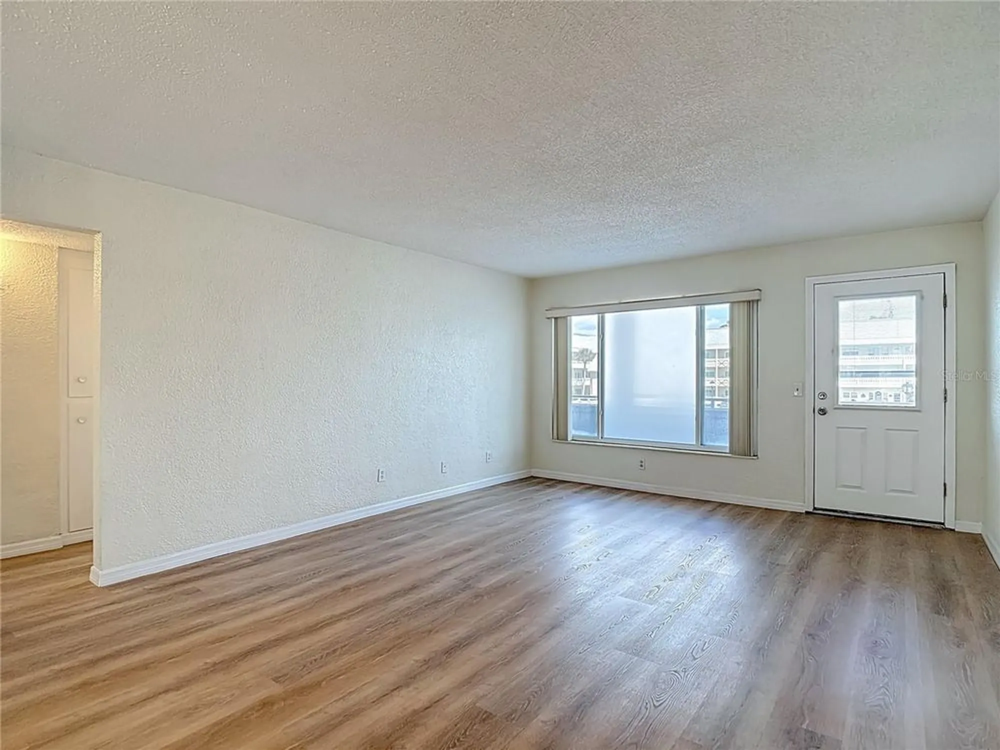 Property Slideshow image 5 of 31 | 2461 canadian way 45, Clearwater, FL, 33763