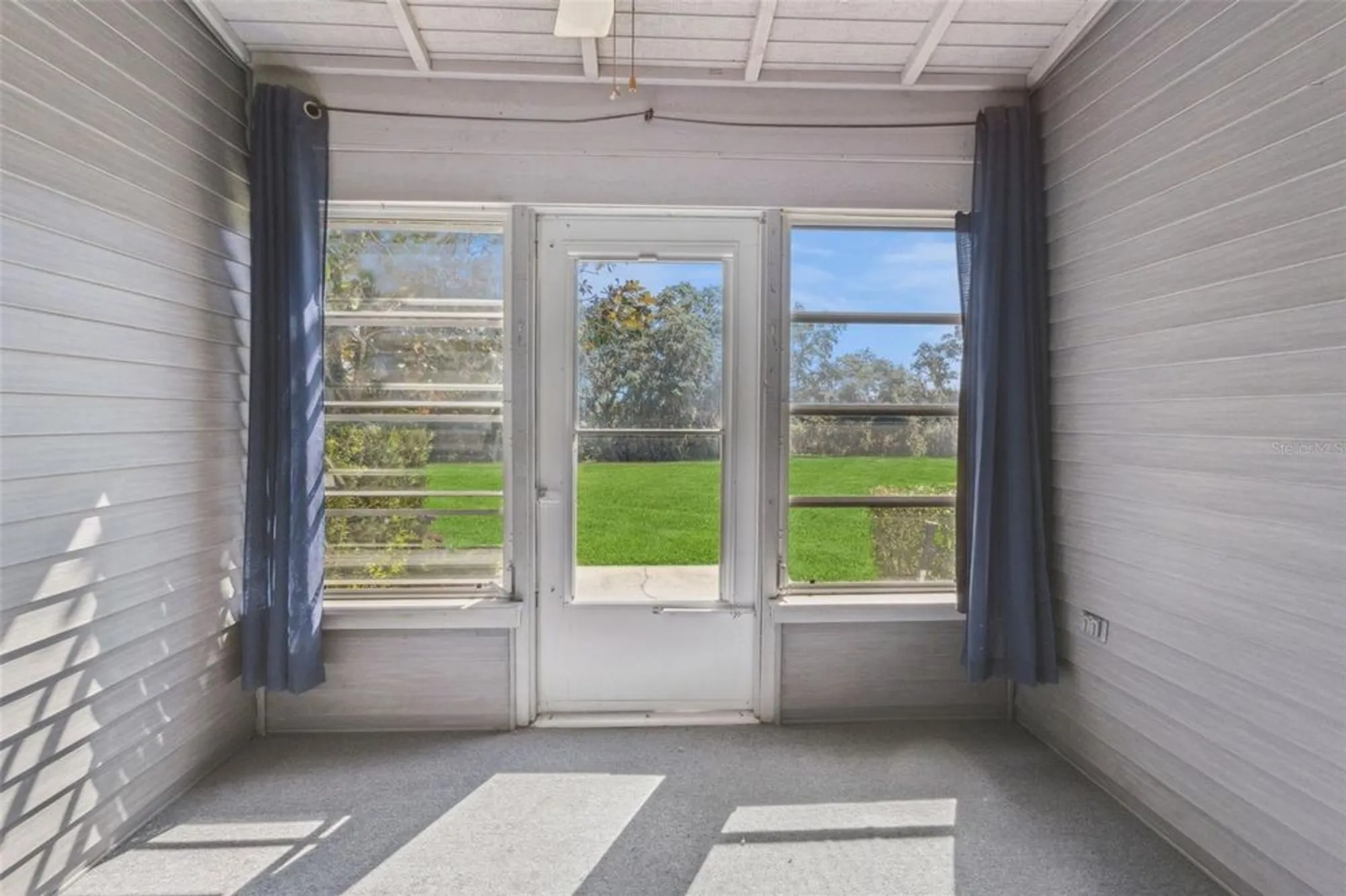 Property Slideshow image 29 of 82 | 26755 cash ct, Leesburg, FL, 34748