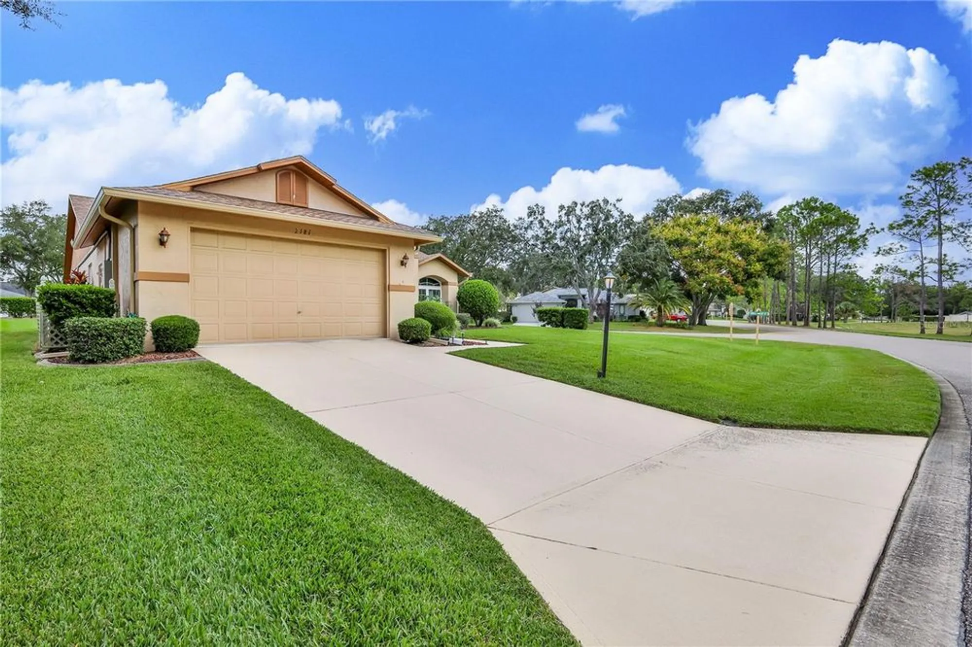 Property Slideshow image 4 of 60 | 2181 terrace view ln, Spring Hill, FL, 34606