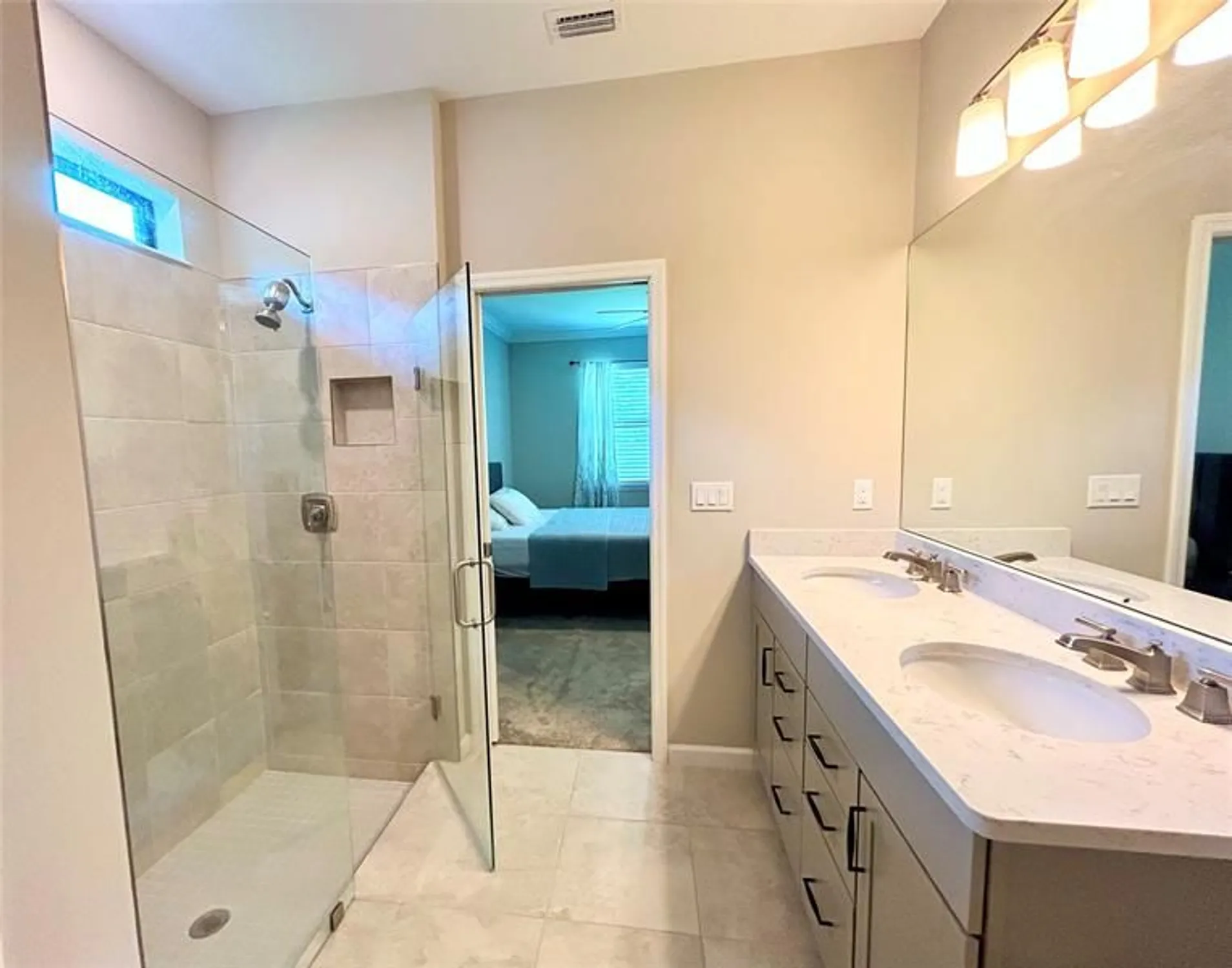 Property Slideshow image 16 of 28 | 4615 iron st, Vero Beach, FL, 32967