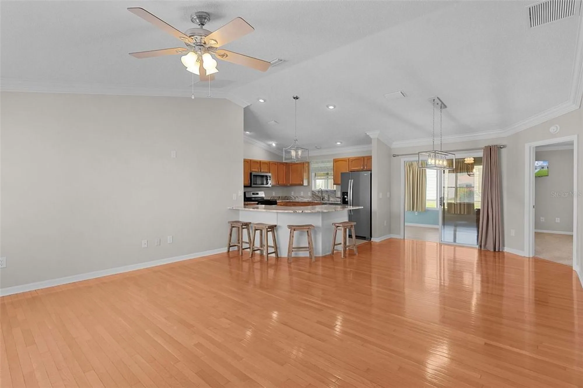 Property Slideshow image 13 of 53 | 1485 murrells inlet loop, The Villages, FL, 32162