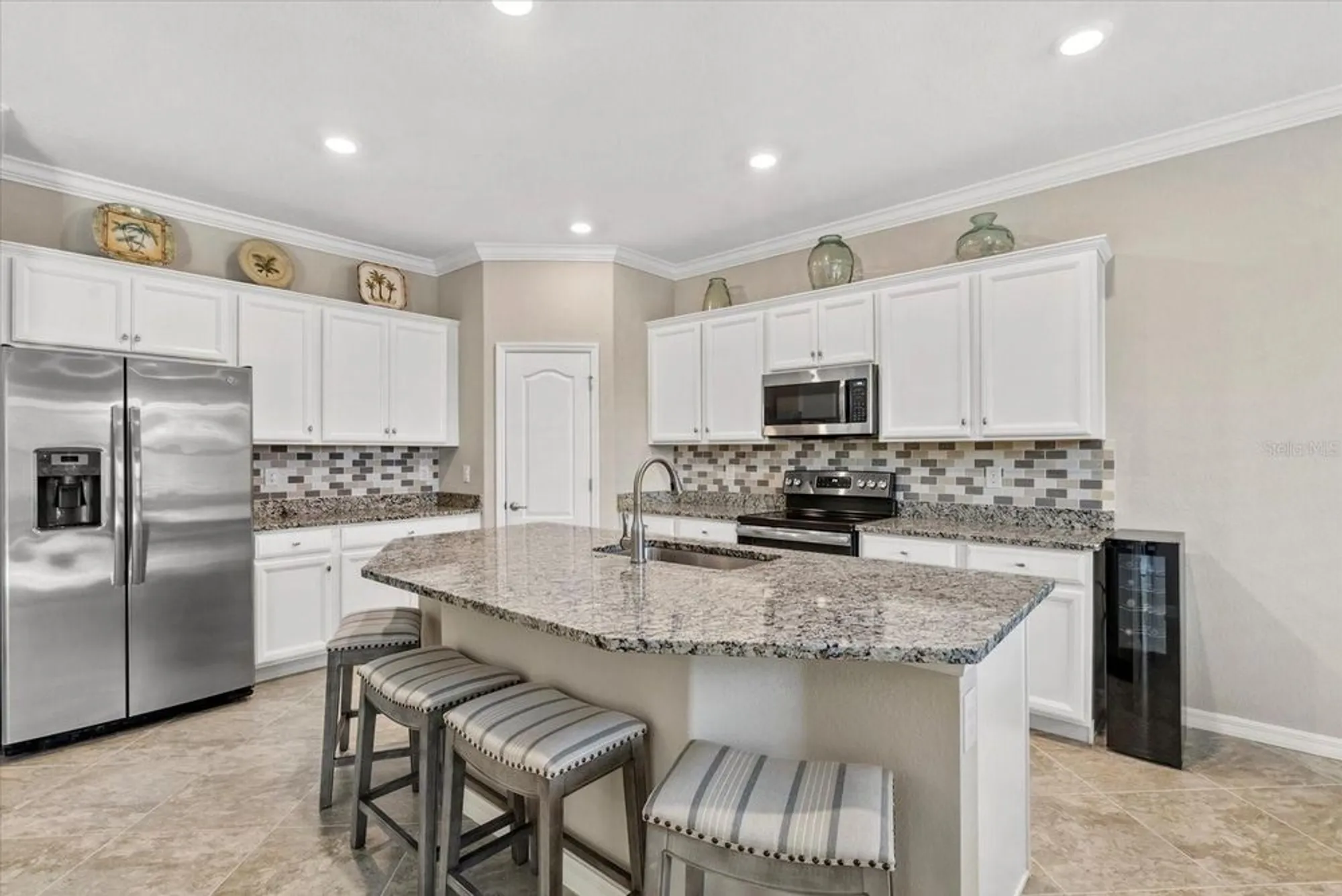 Property Slideshow image 13 of 66 | 10189 fiddlewood dr, Venice, FL, 34293