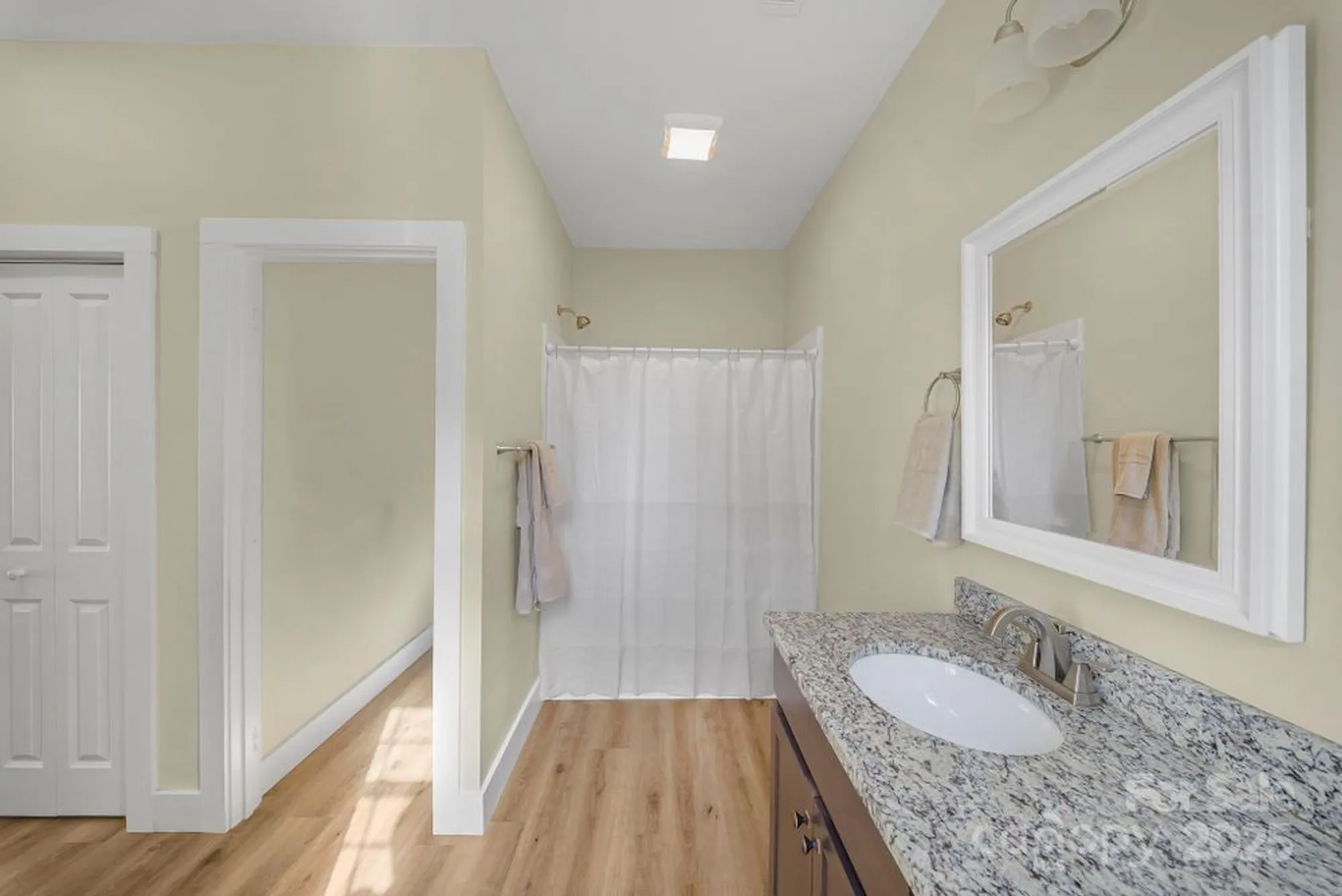 Property Slideshow image 17 of 36 | 457 riverwind dr, Hendersonville, NC, 28739