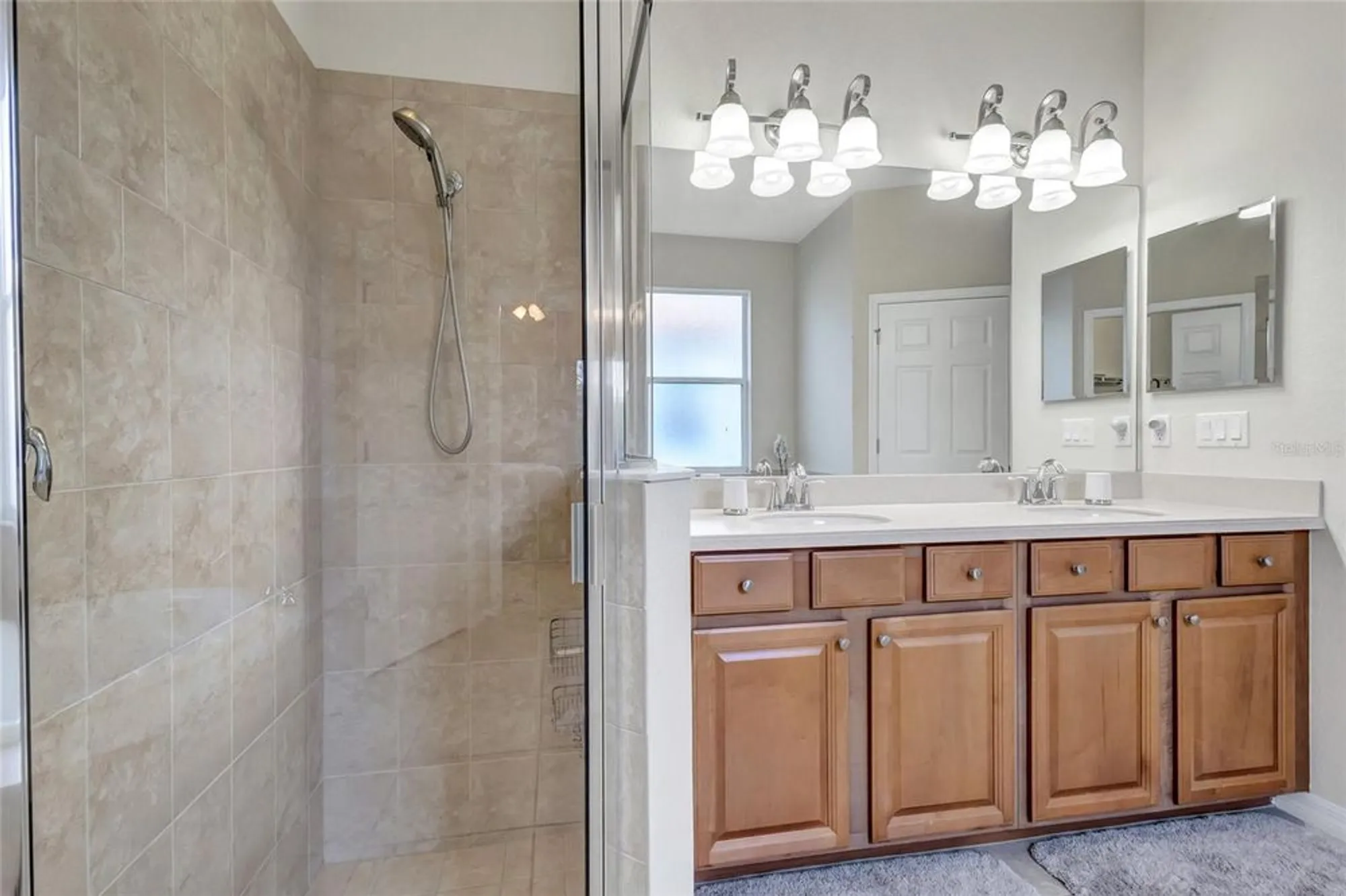 Property Slideshow image 23 of 68 | 9019 heritage sound dr, Bradenton, FL, 34212
