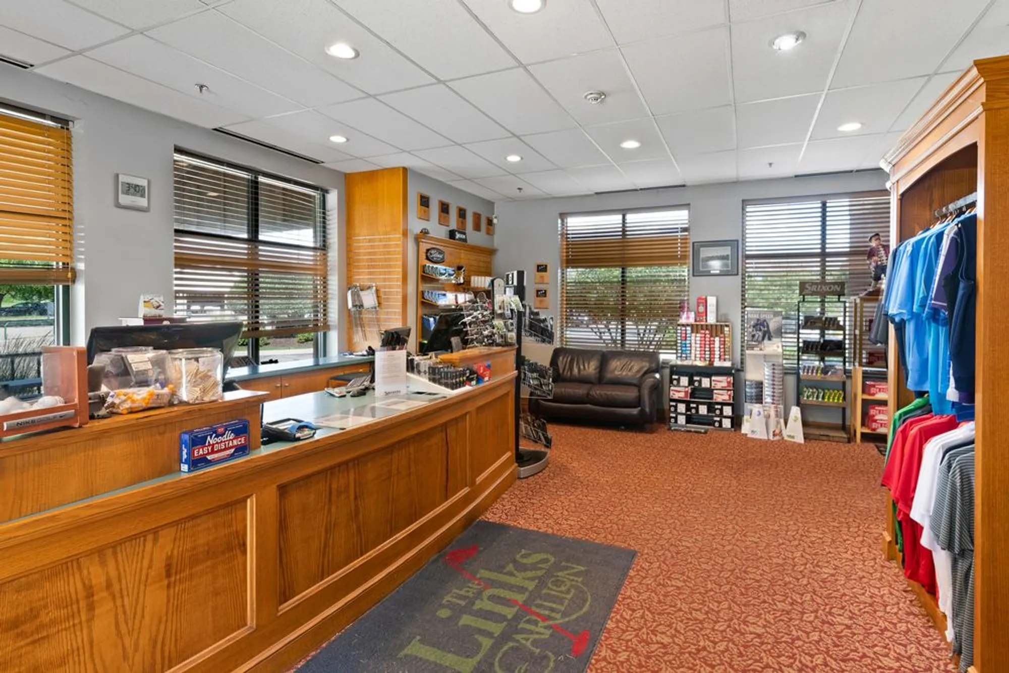 Property Slideshow image 45 of 67 | 13804 s ironwood dr, Plainfield, IL, 60544