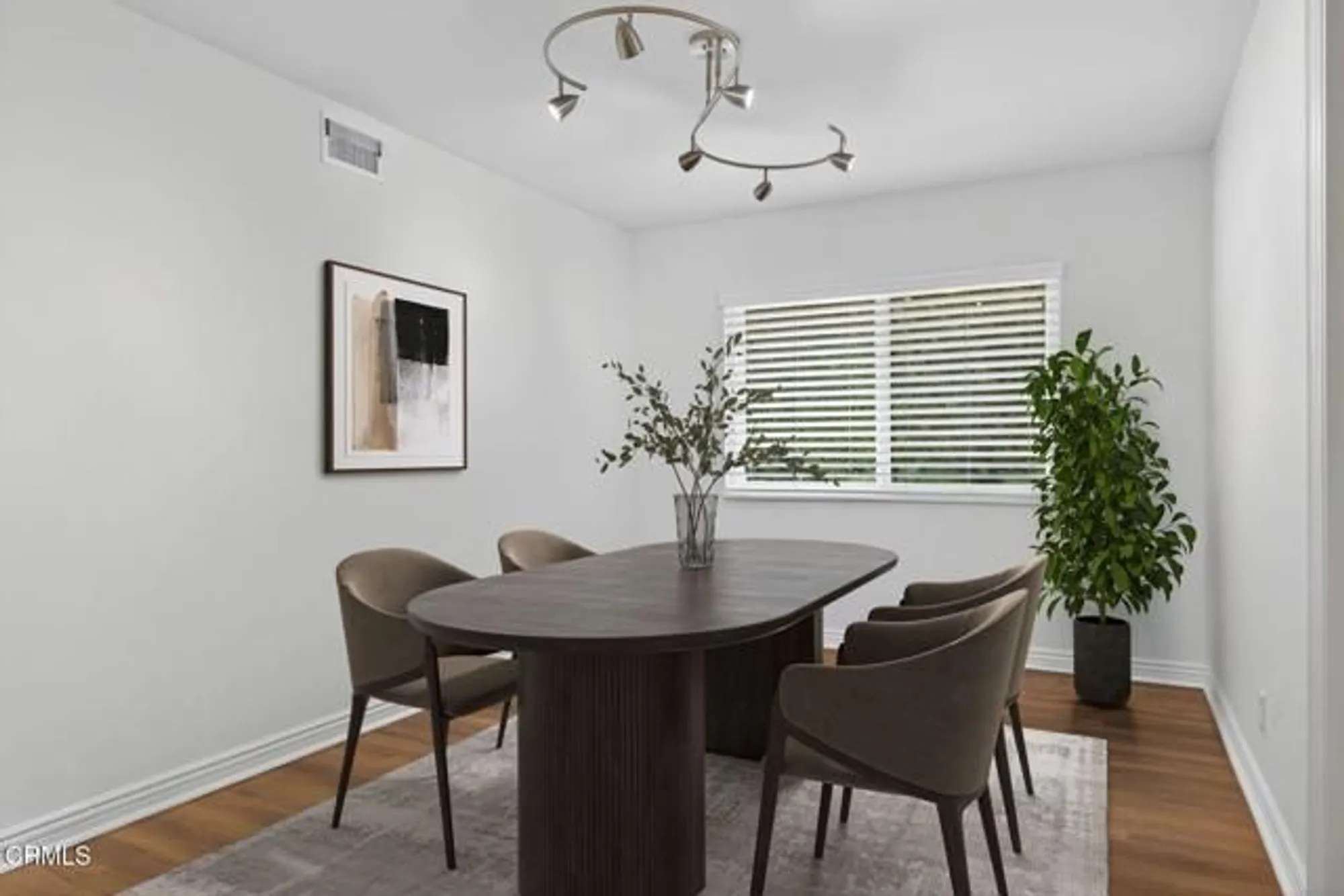 Property Slideshow image 13 of 61 | 6464 san como ln, Camarillo, CA, 93012