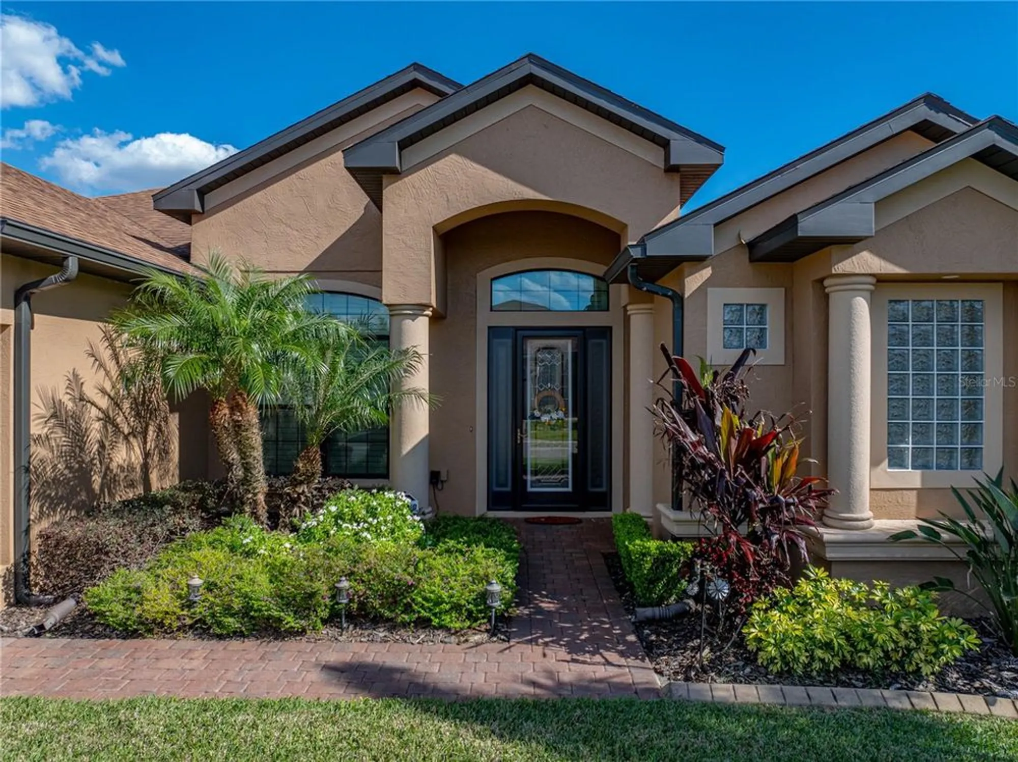 Property Slideshow image 3 of 95 | 1336 oakmont dr, Winter Haven, FL, 33884