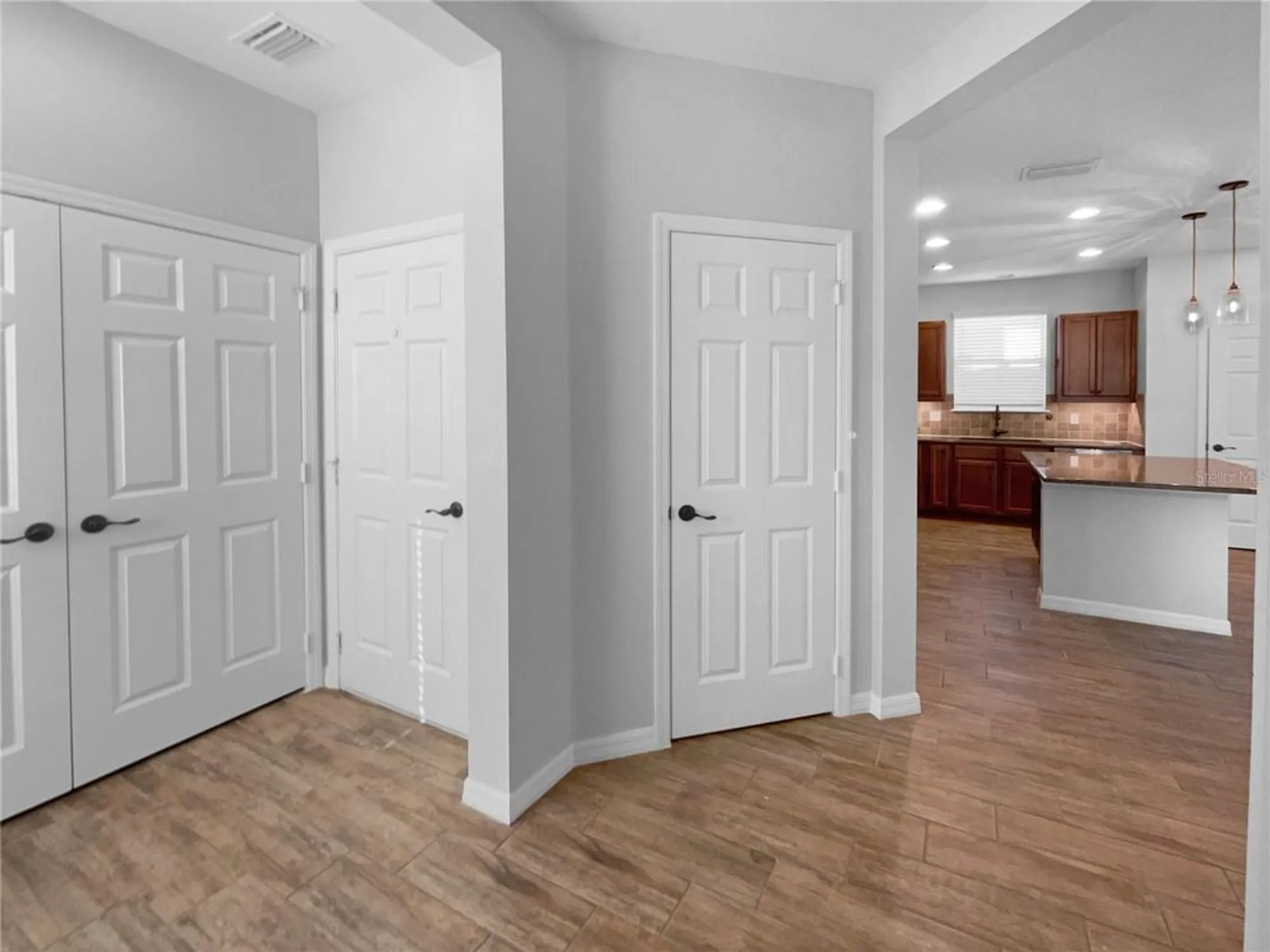 Property Slideshow image 9 of 22 | 363 alcove dr, Groveland, FL, 34736