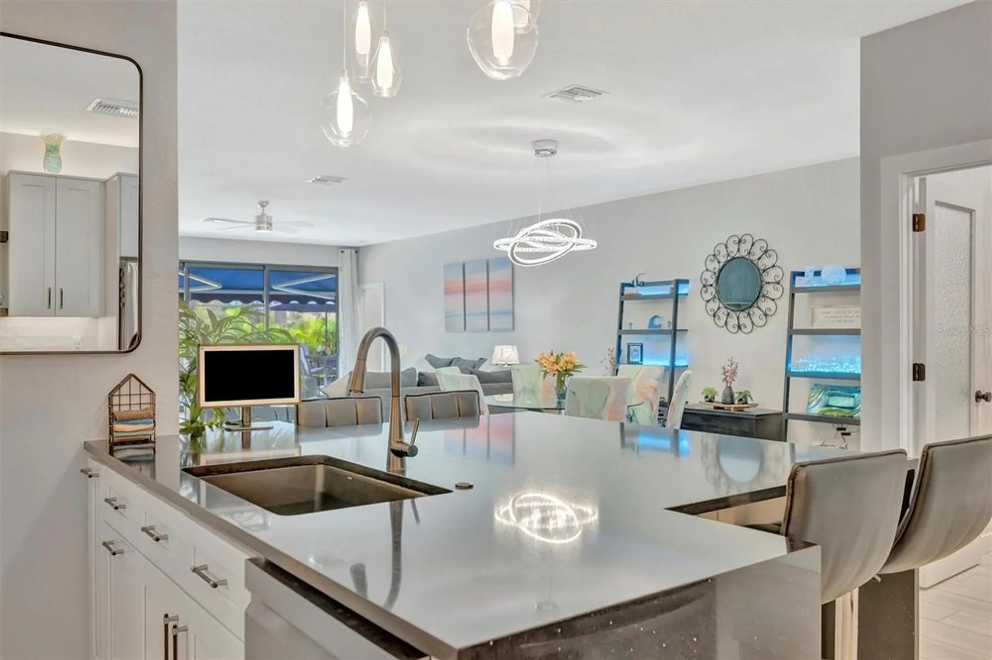 Property Slideshow image 19 of 71 | 6741 rookery lake dr, Bradenton, FL, 34212