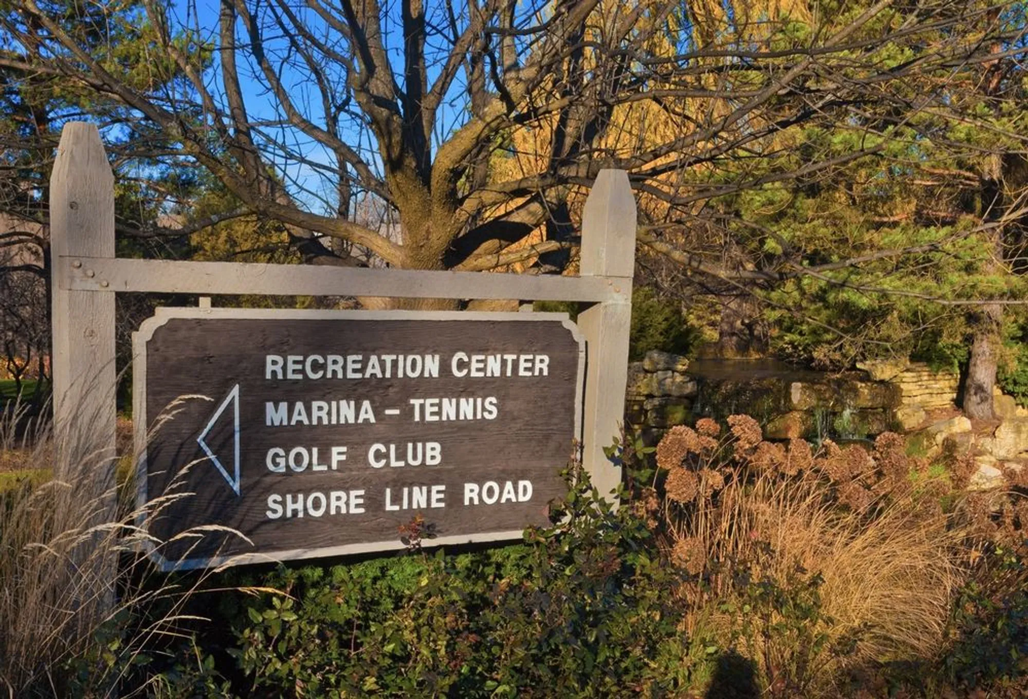 Property Slideshow image 42 of 45 | 33 shoreline rd b, Lake Barrington, IL, 60010