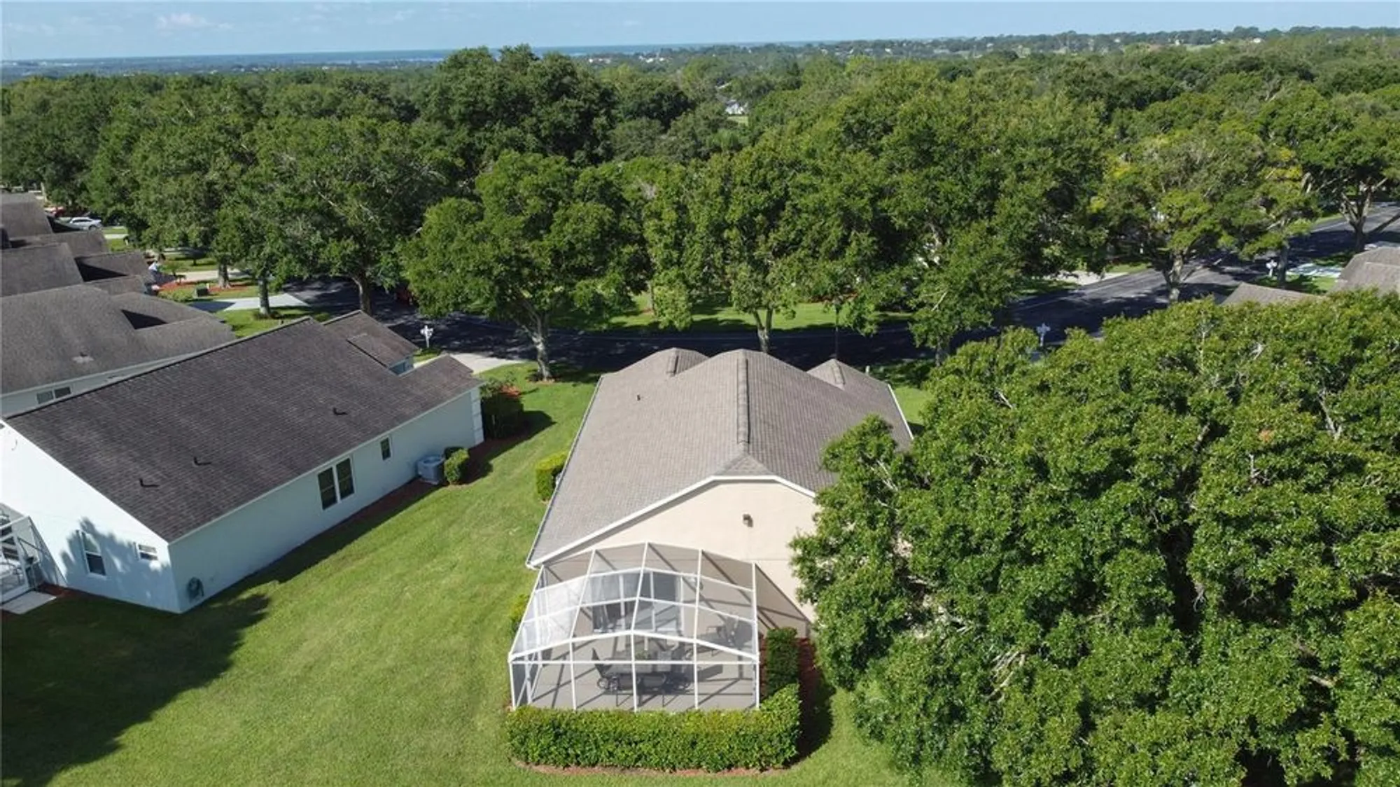 Property Slideshow image 32 of 66 | 3585 westerham dr, Clermont, FL, 34711