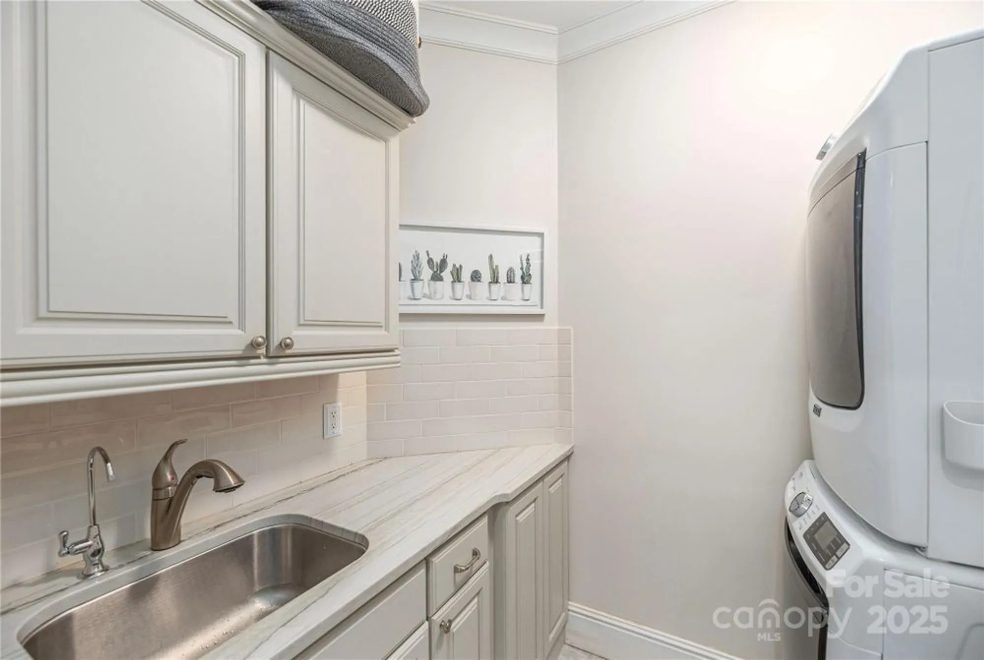 Property Slideshow image 13 of 46 | 663 wickhams fancy dr, Biltmore Lake, NC, 28715