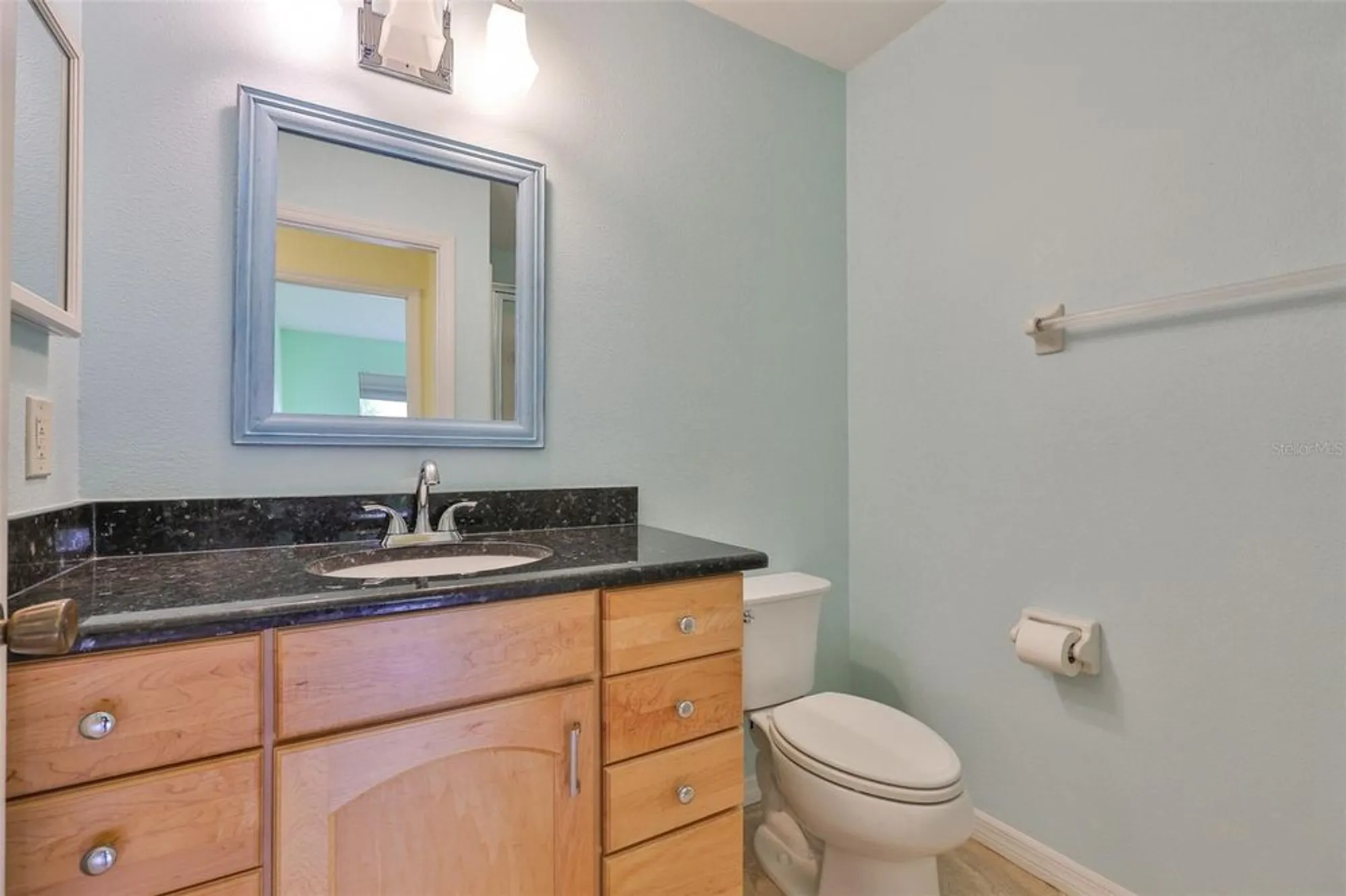 Property Slideshow image 16 of 49 | 1908 canterbury ln 20, Sun City Center, FL, 33573