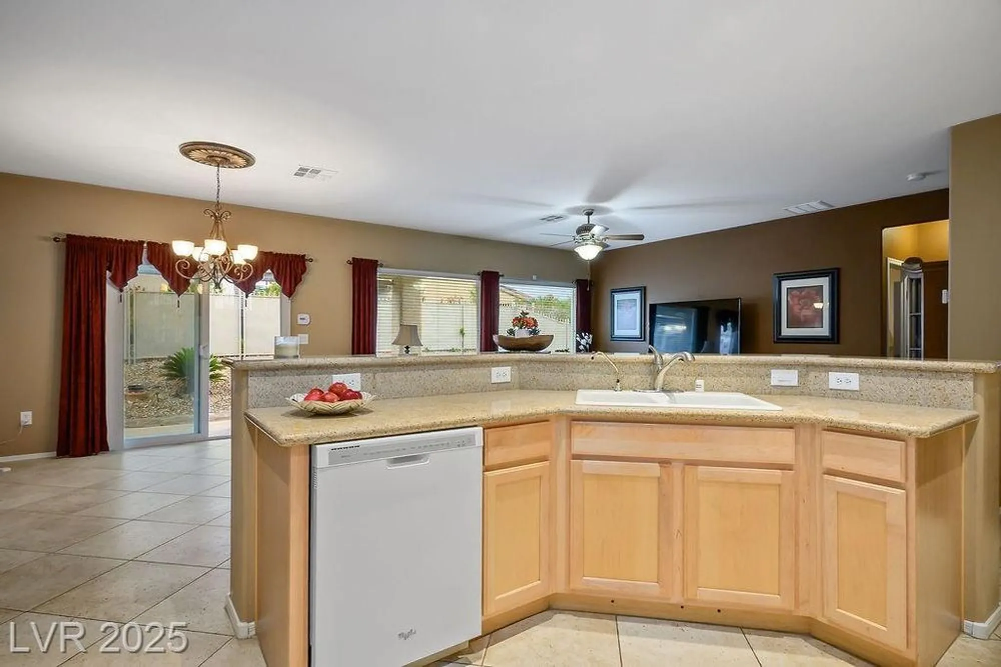 Property Slideshow image 12 of 37 | 7749 pine warbler way, North Las Vegas, NV, 89084
