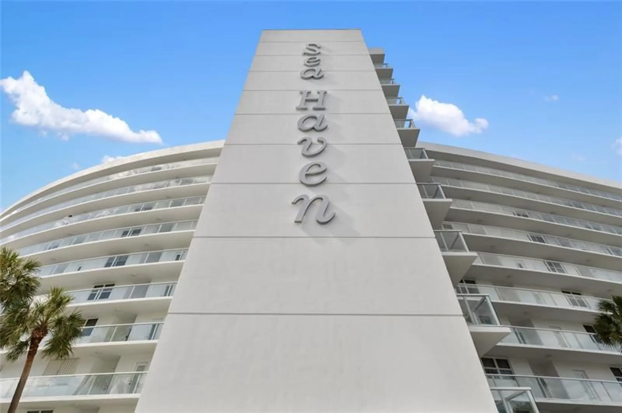 Property Slideshow image 4 of 54 | 2731 ne 14th street cswy 110, Pompano Beach, FL, 33062