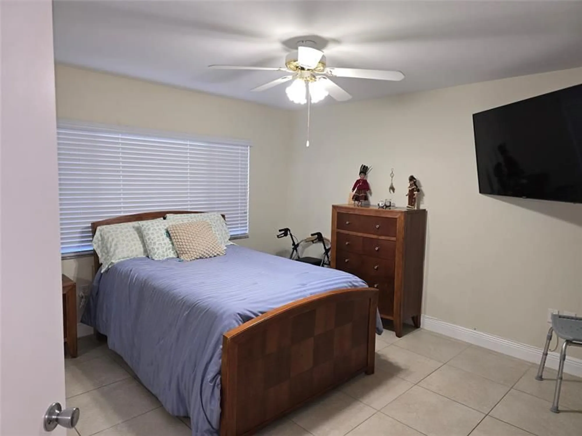 Property Slideshow image 7 of 40 | 1200 sw 137th ave 312e, Pembroke Pines, FL, 33027