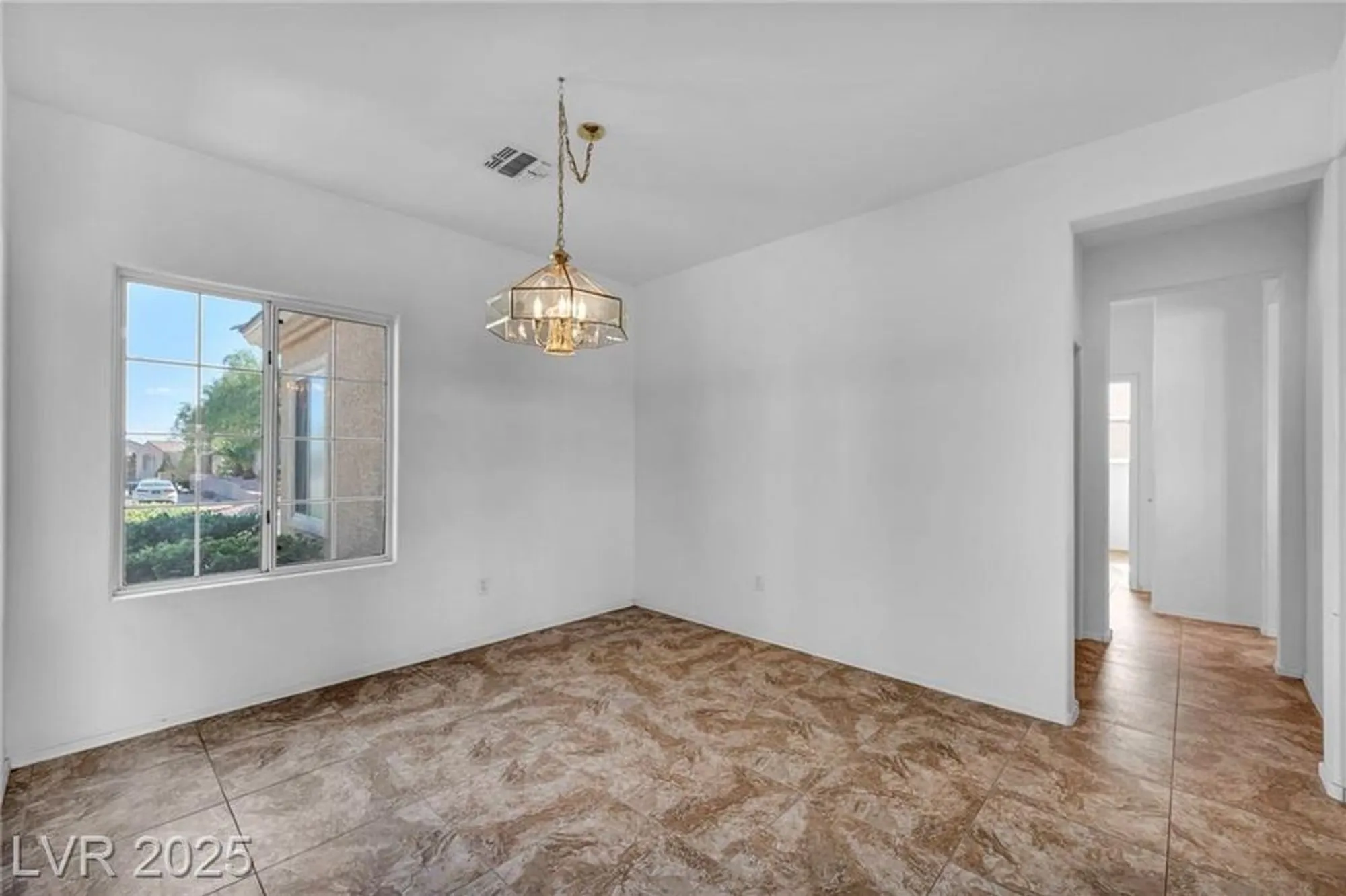 Property Slideshow image 32 of 71 | 2567 evening sky dr, Henderson, NV, 89052