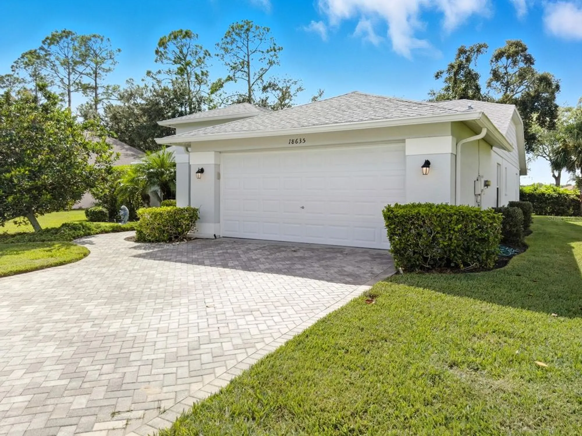 Property Slideshow image 3 of 70 | 18635 myrtlewood dr, Hudson, FL, 34667