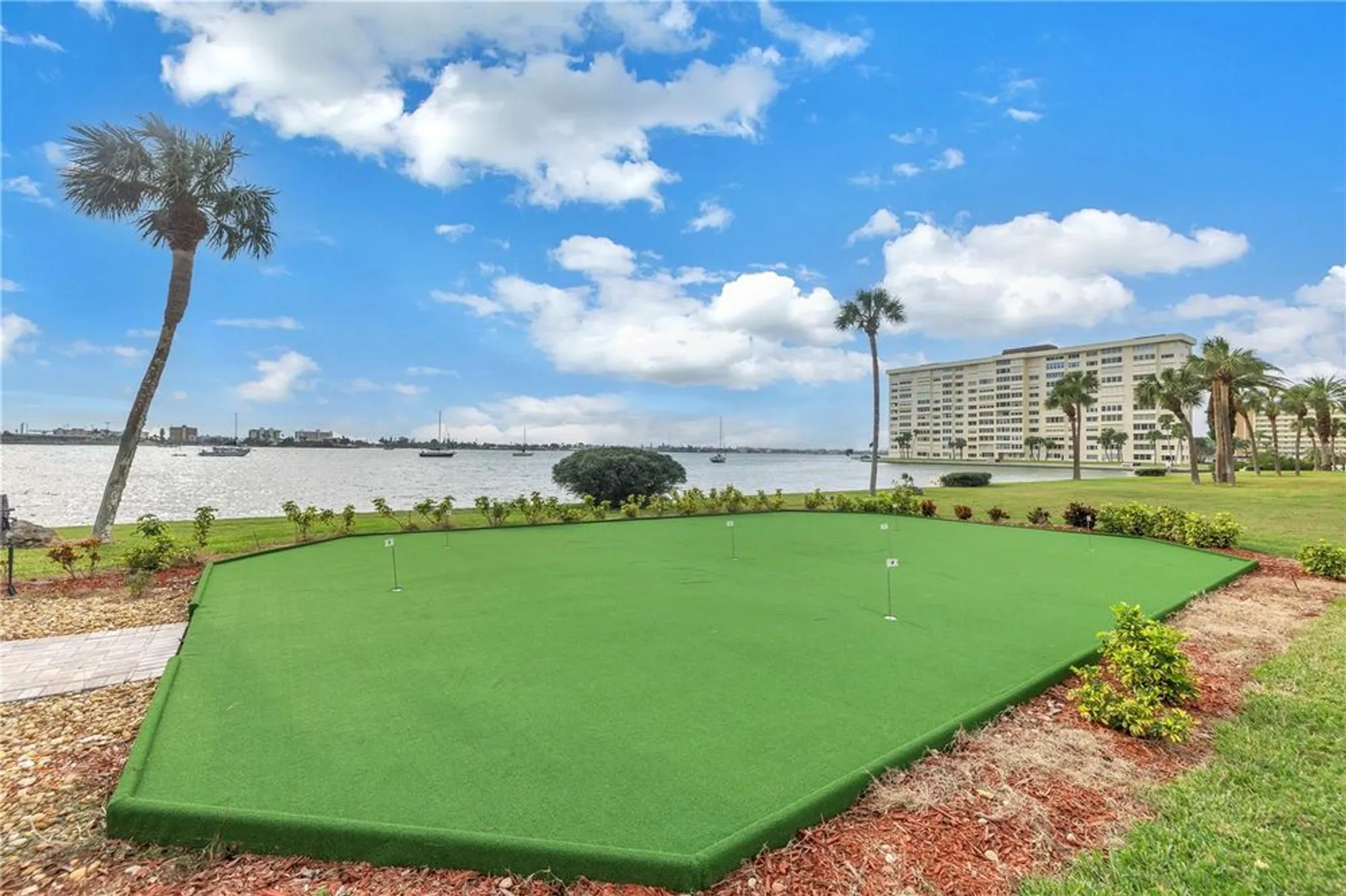 Property Slideshow image 54 of 73 | 4525 cove cir apt 102, Saint Petersburg, FL, 33708