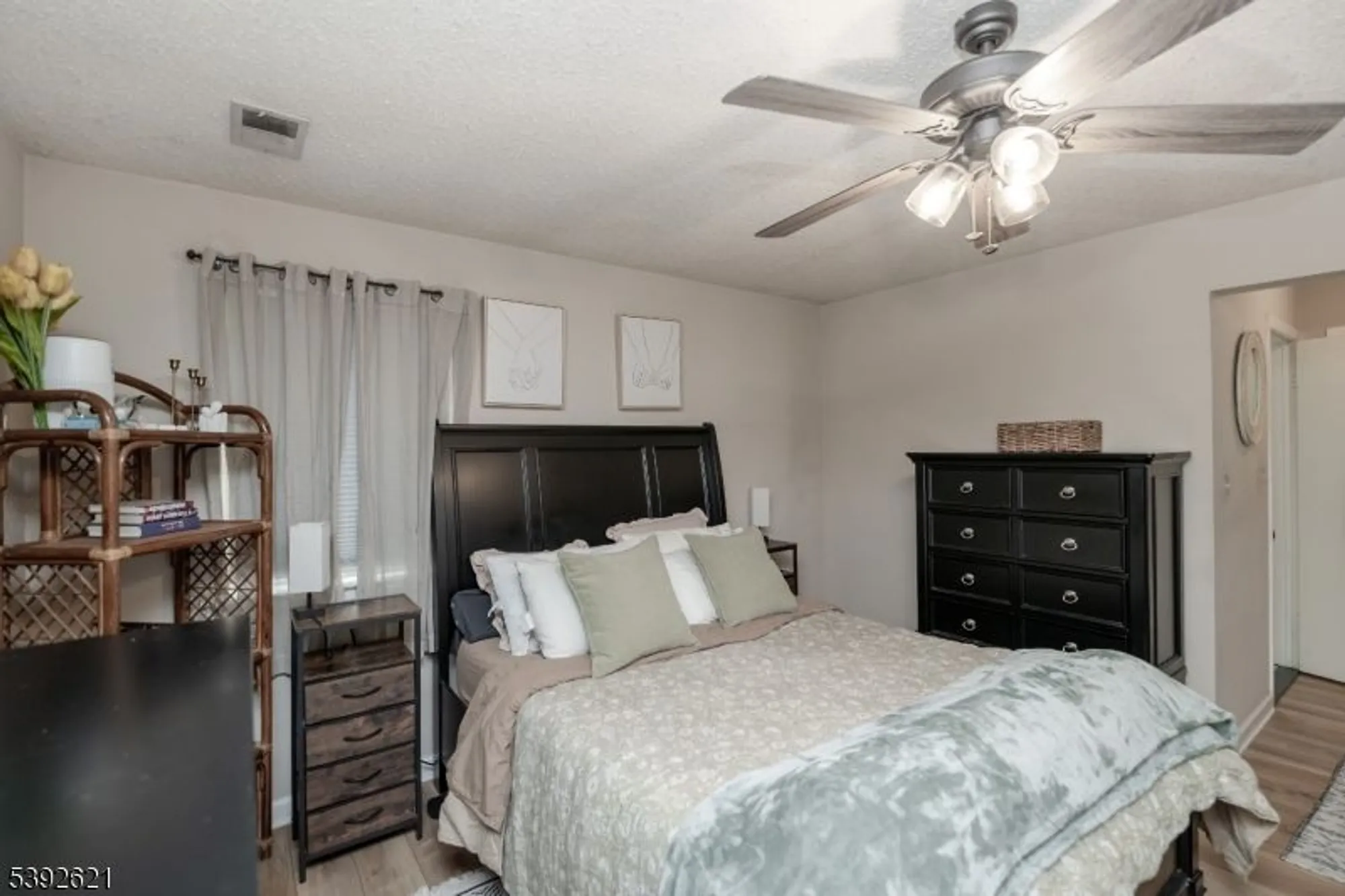 Property Slideshow image 28 of 39 | 31 drake way, Roxbury Twp, NJ, 07836