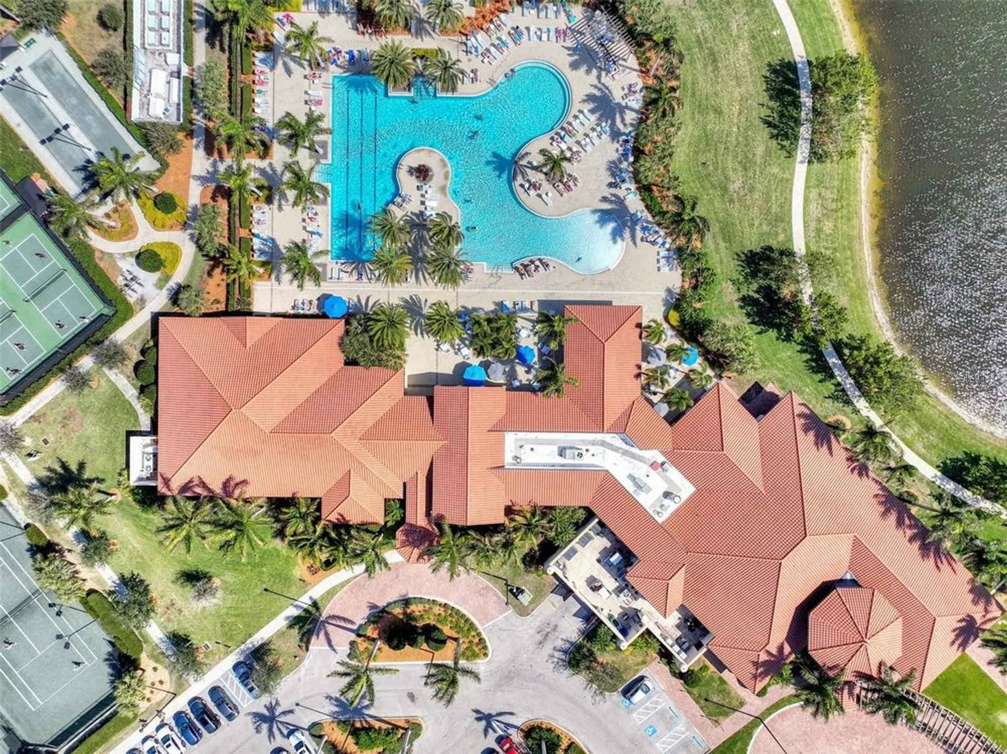 Property Slideshow image 69 of 92 | 10817 tarflower dr unit 201, Venice, FL, 34293