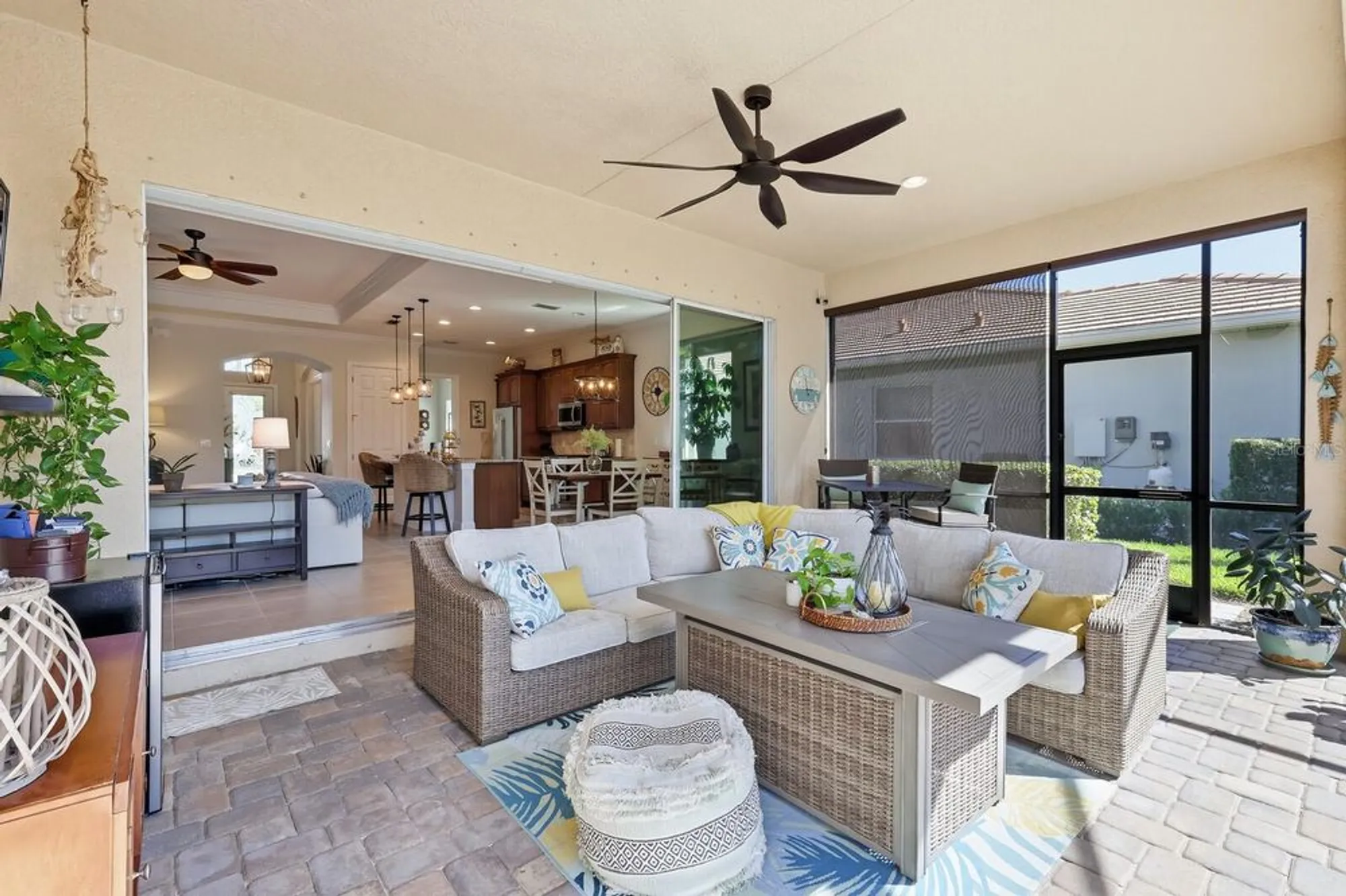 Property Slideshow image 31 of 89 | 1250 tidewater ct, Bradenton, FL, 34208