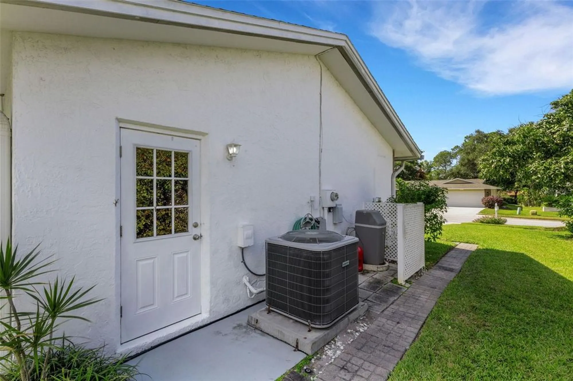 Property Slideshow image 53 of 96 | 2880 doone cir, Palm Harbor, FL, 34684