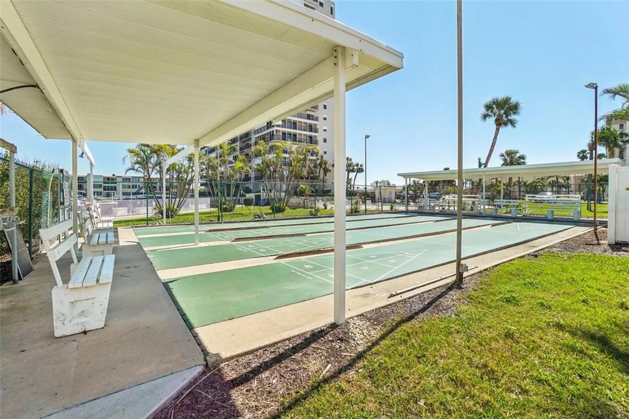 Property Slideshow image 42 of 53 | 7400 sun island dr 712, South Pasadena, FL, 33707