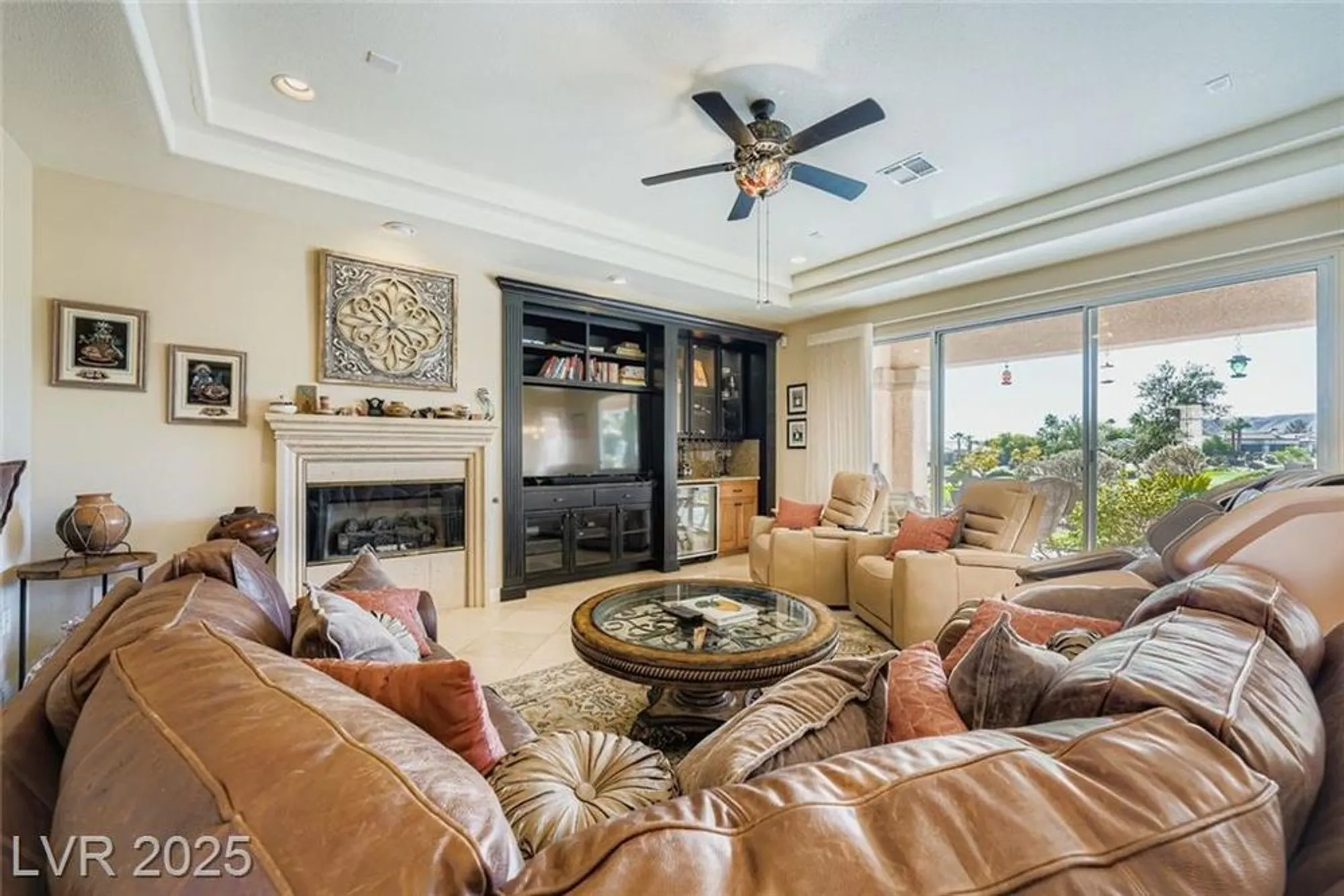 Property Slideshow image 7 of 35 | 4198 melodia songo ct, Las Vegas, NV, 89135