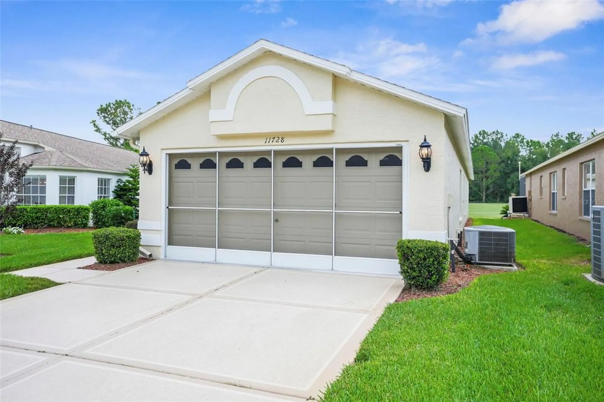 Property Slideshow image 4 of 66 | 11728 wheatfield loop, Hudson, FL, 34667