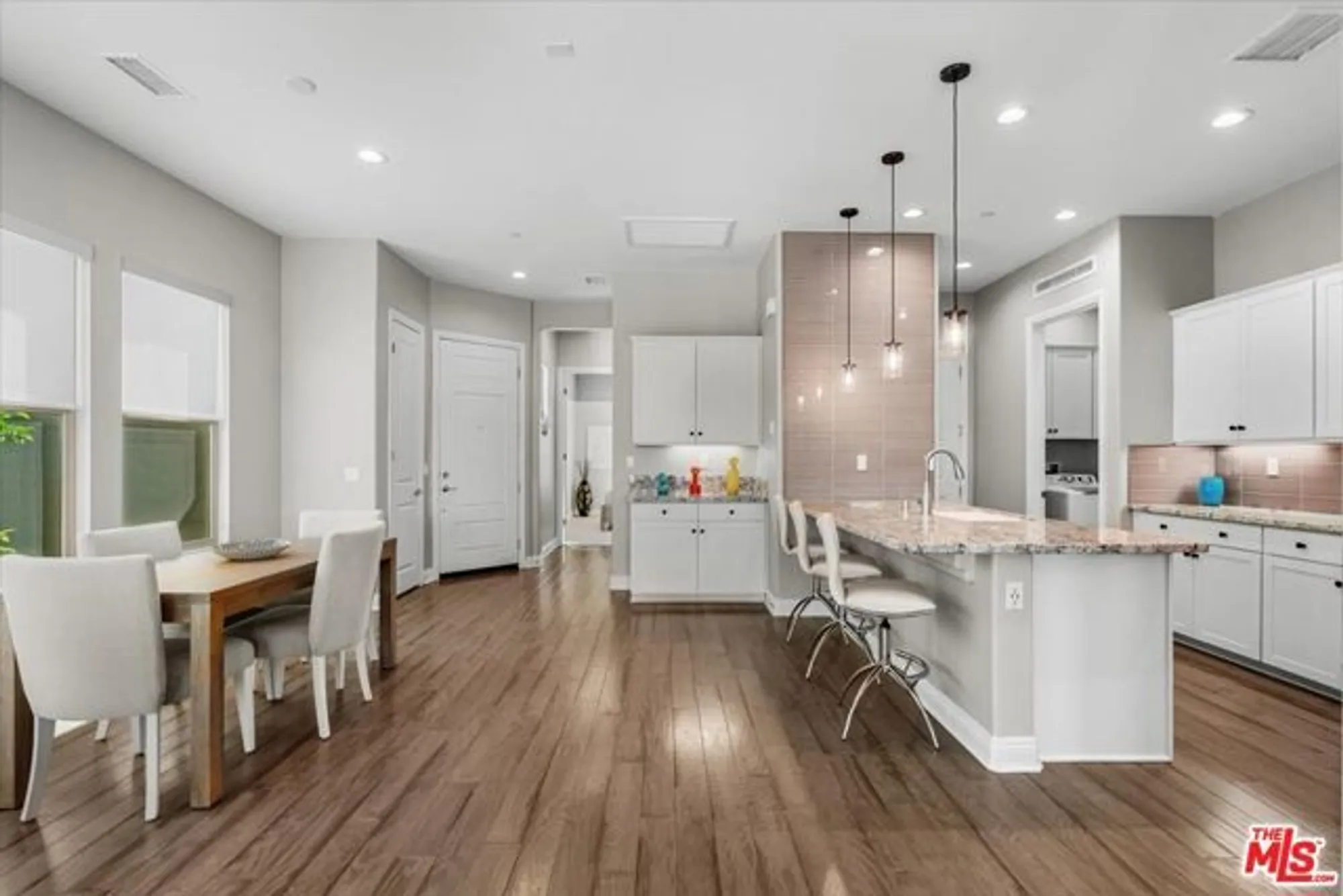 Property Slideshow image 6 of 45 | 86 burgundy, Rancho Mirage, CA, 92270