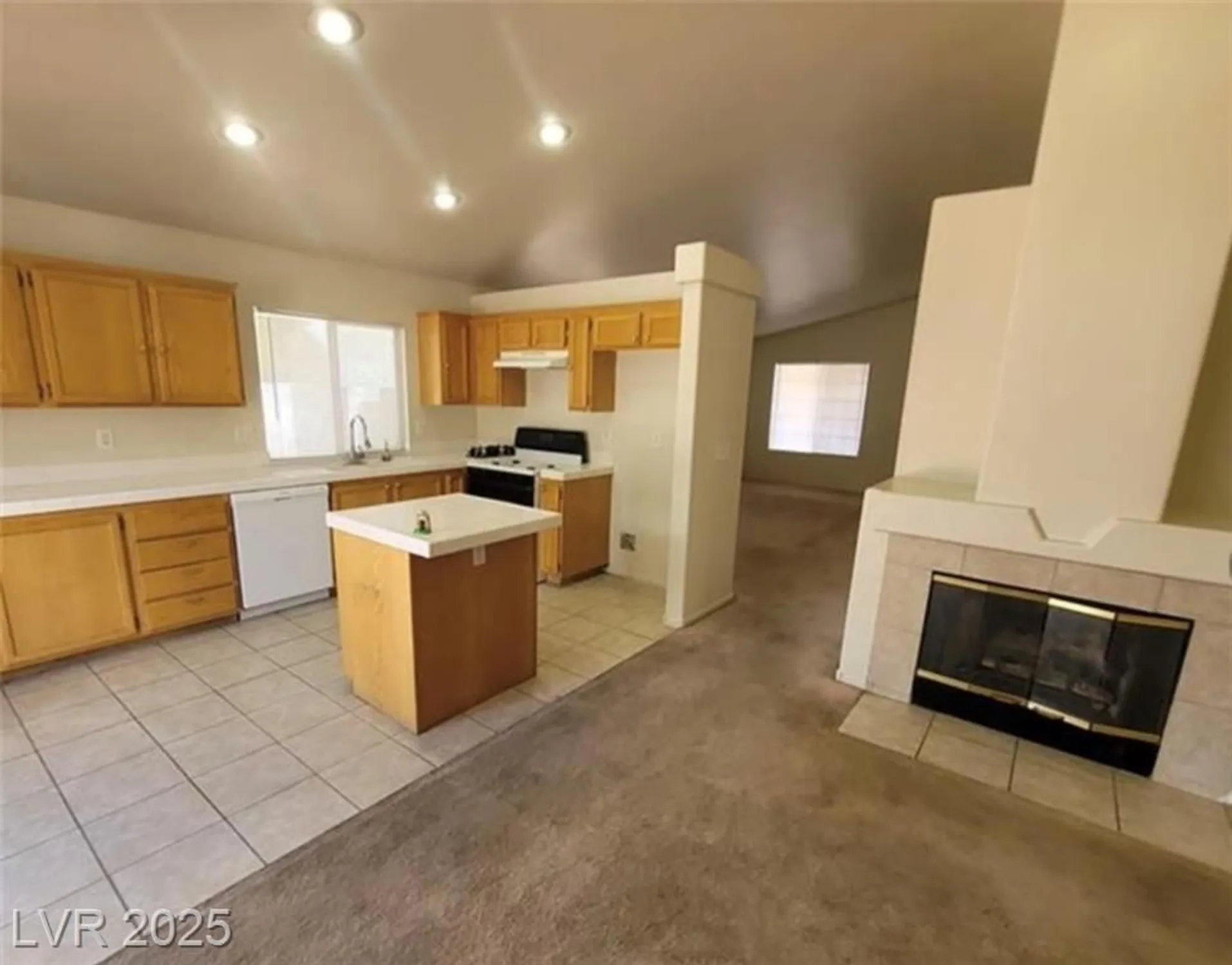 Property Slideshow image 9 of 42 | 4856 minturn ave, Las Vegas, NV, 89130