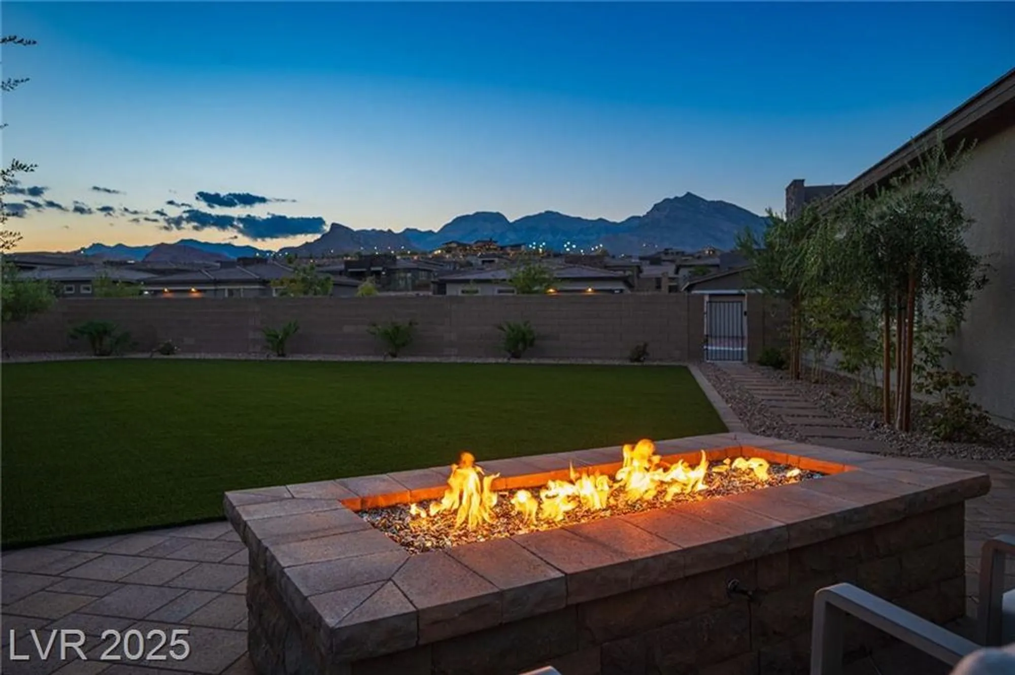 Property Slideshow image 66 of 92 | 936 mayfield manor ln, Las Vegas, NV, 89138