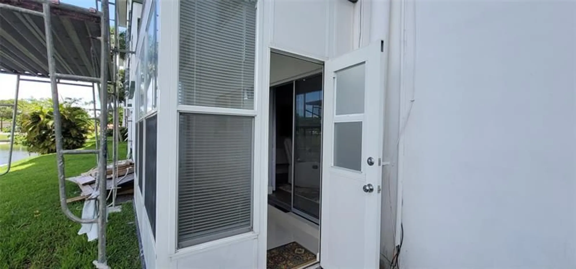 Property Slideshow image 17 of 43 | 4751 nw 21st st 112, Lauderhill, FL, 33313