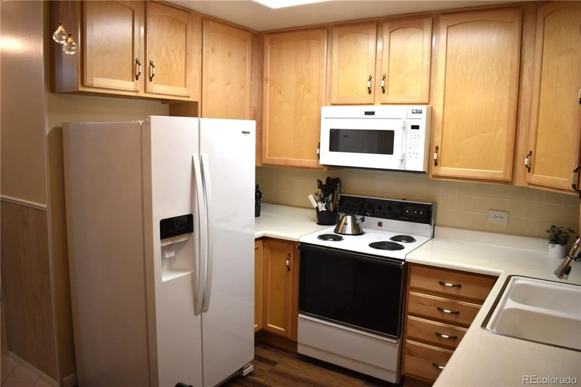 Property Slideshow image 6 of 29 | 350 s clinton st apt 11d, Denver, CO, 80247