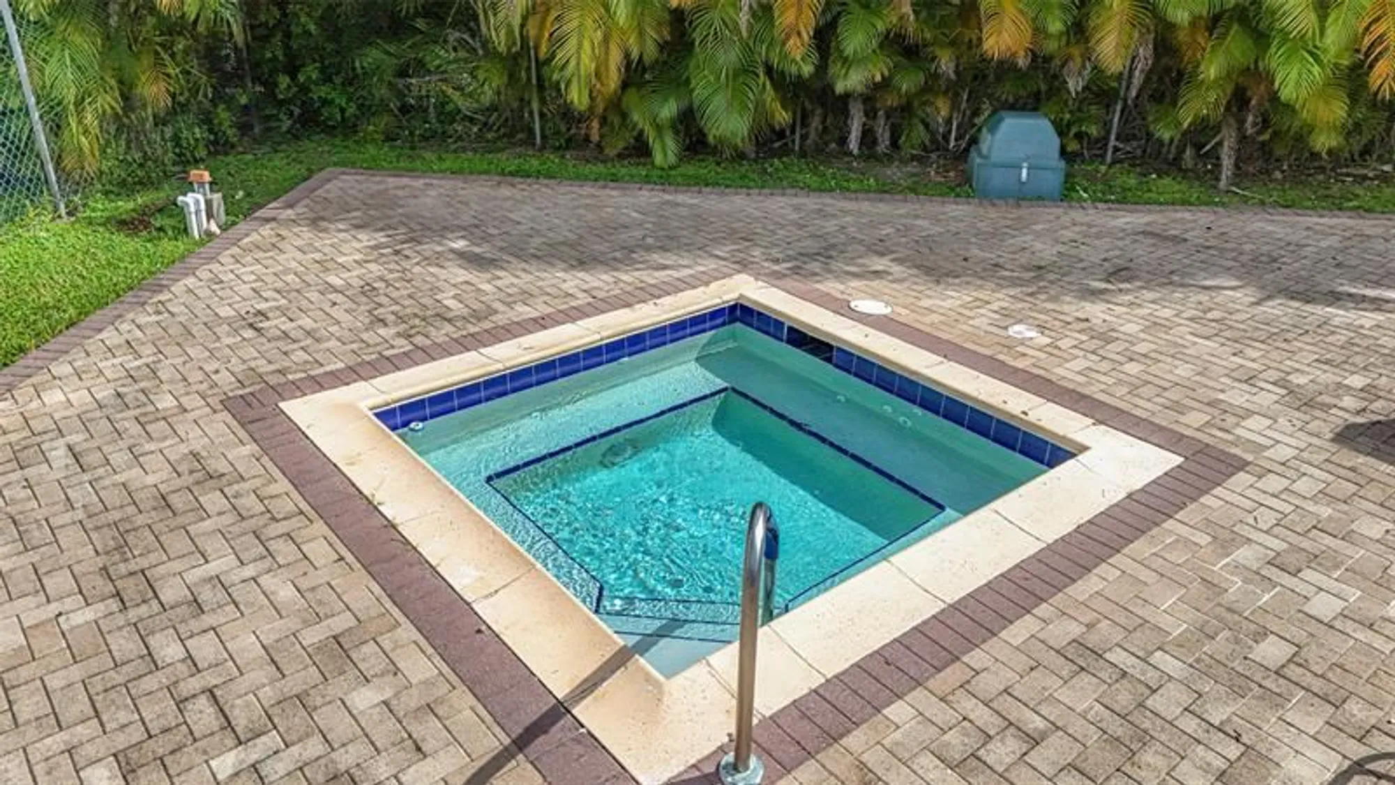 Property Slideshow image 58 of 62 | 4930 e sabal palm blvd 301, Tamarac, FL, 33319