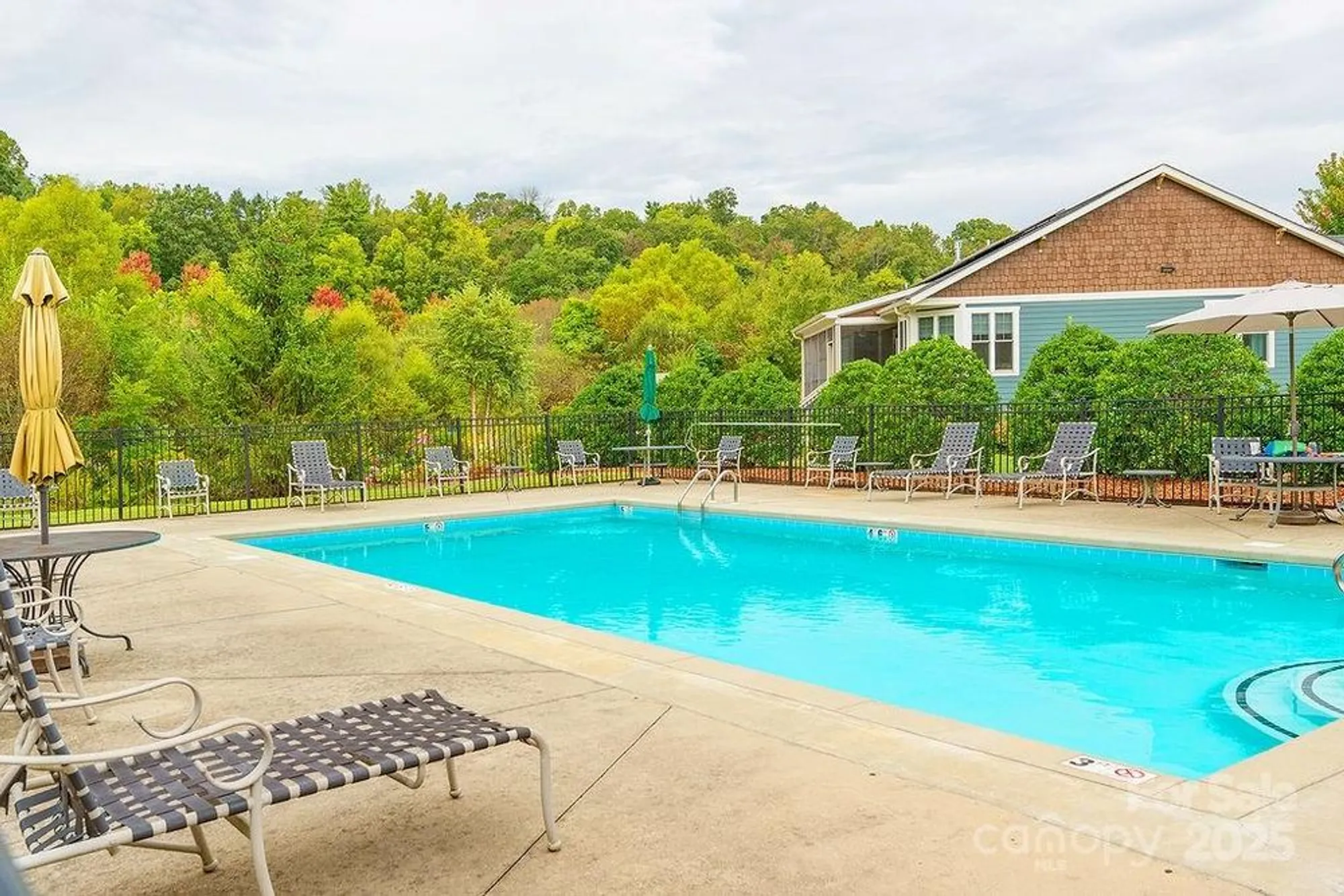 Property Slideshow image 33 of 34 | 64 creekside view dr, Asheville, NC, 28804