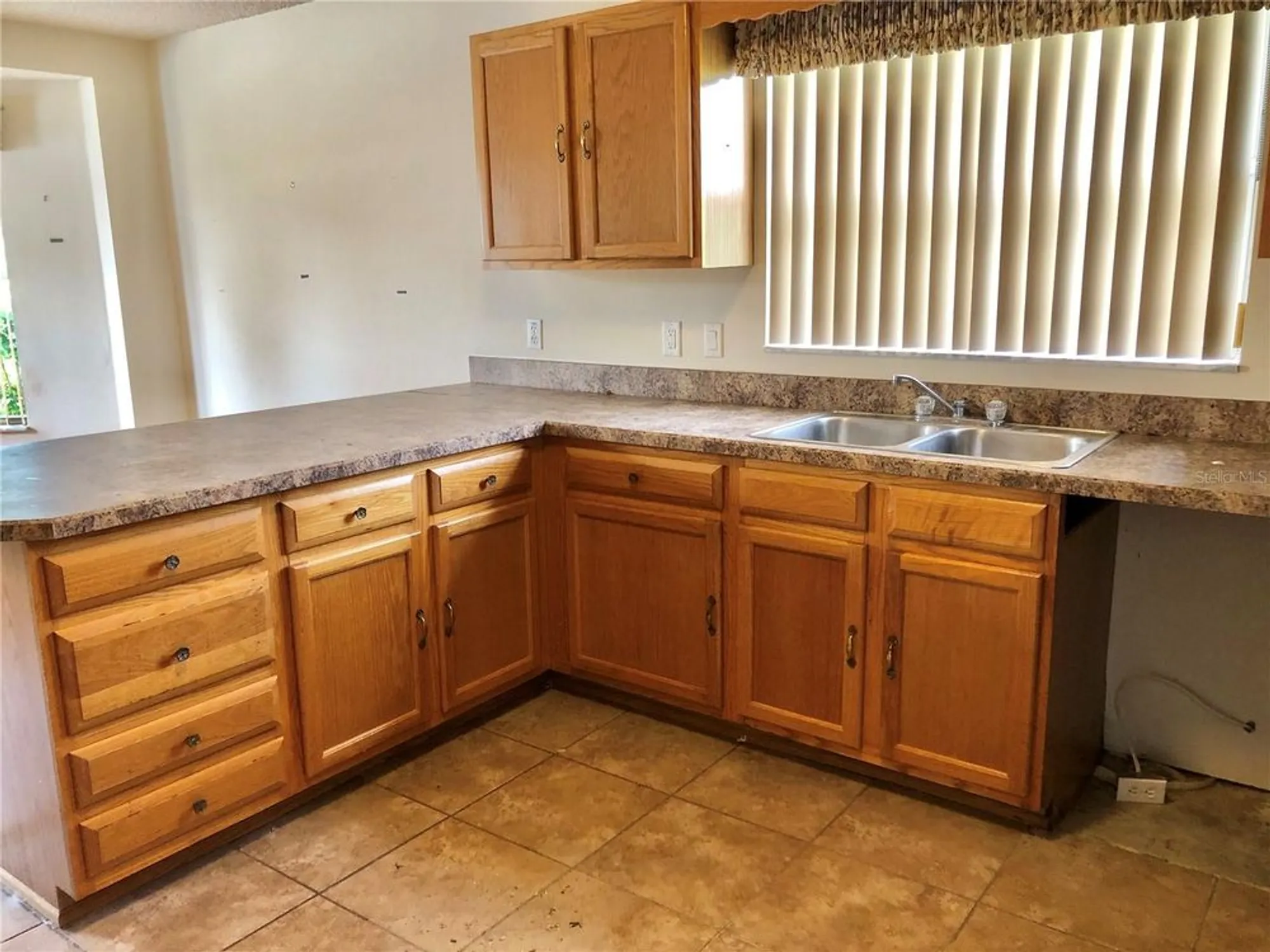 Property Slideshow image 7 of 25 | 1805 san luis ln, The Villages, FL, 32159