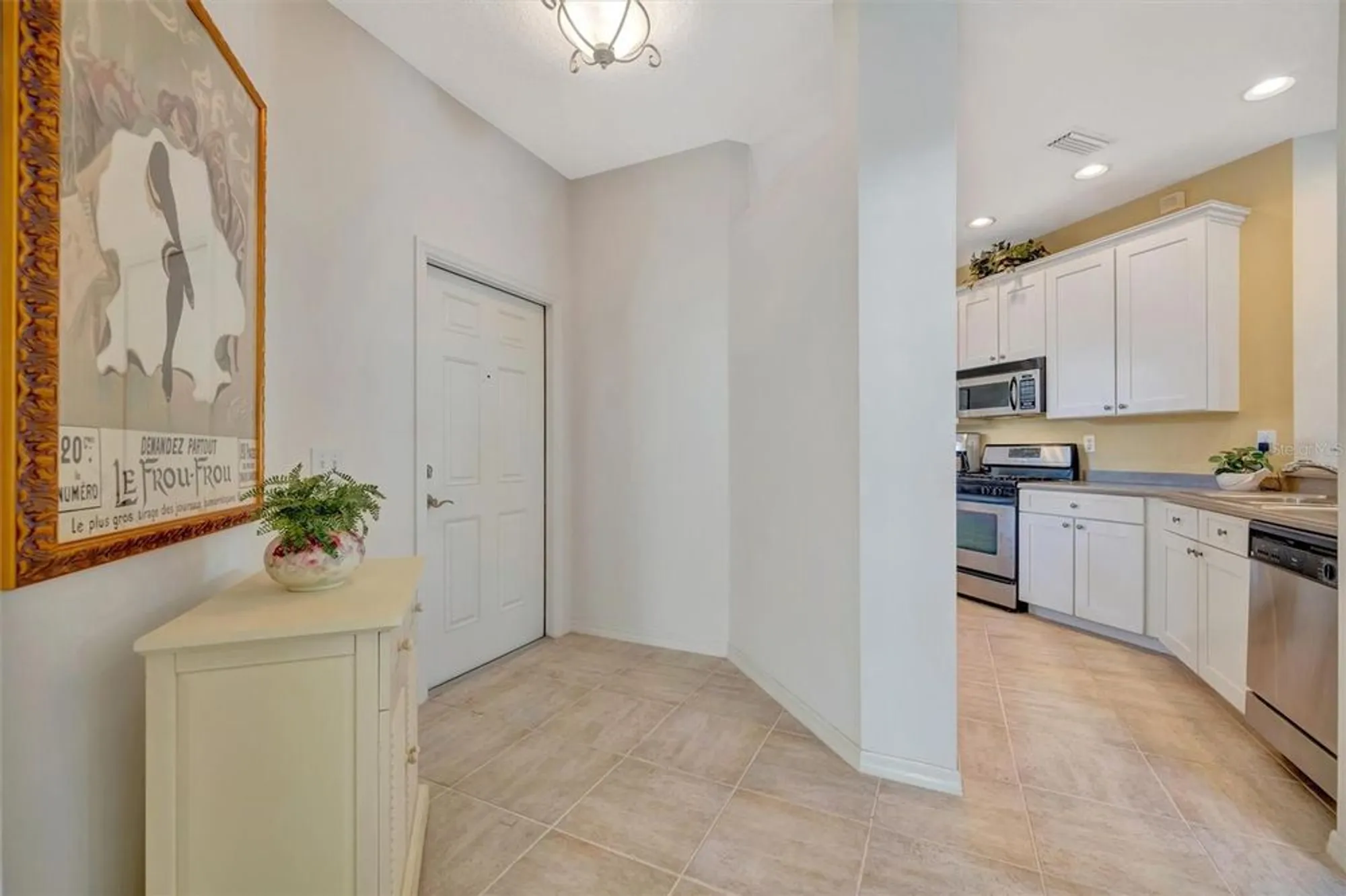 Property Slideshow image 11 of 37 | 4265 cascade falls dr, Sarasota, FL, 34243