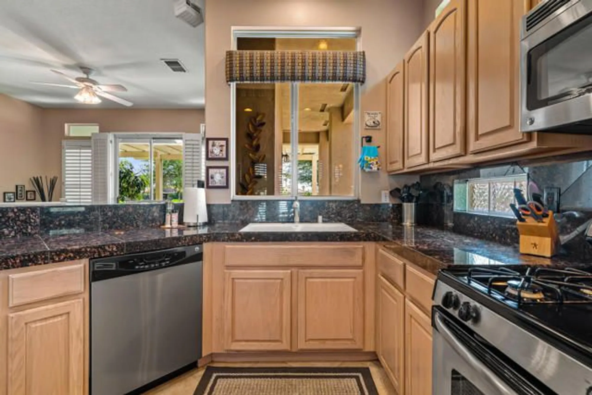 Property Slideshow image 18 of 55 | 44648 s heritage palms dr, Indio, CA, 92201