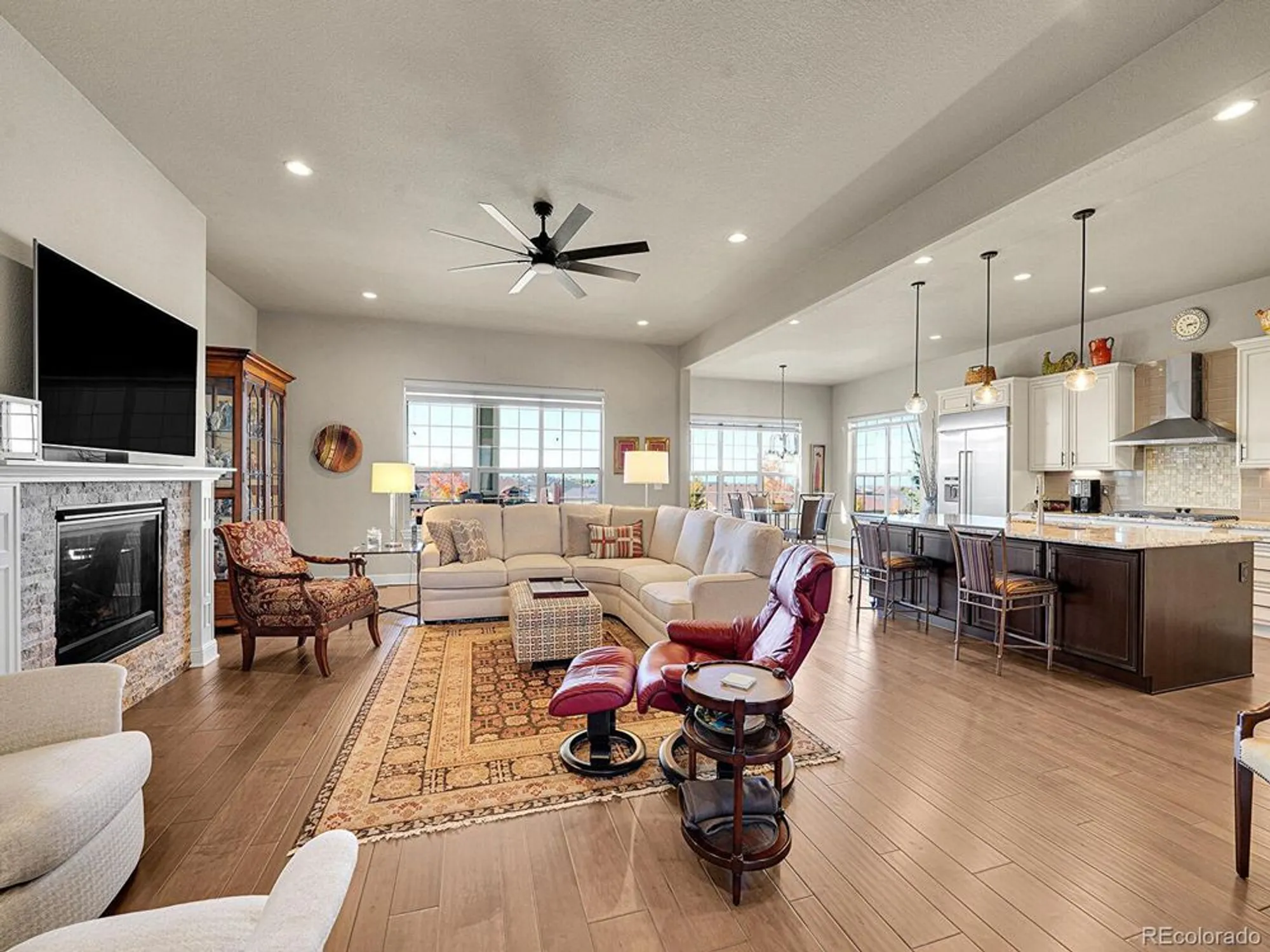 Property Slideshow image 14 of 47 | 23071 e del norte cir, Aurora, CO, 80016