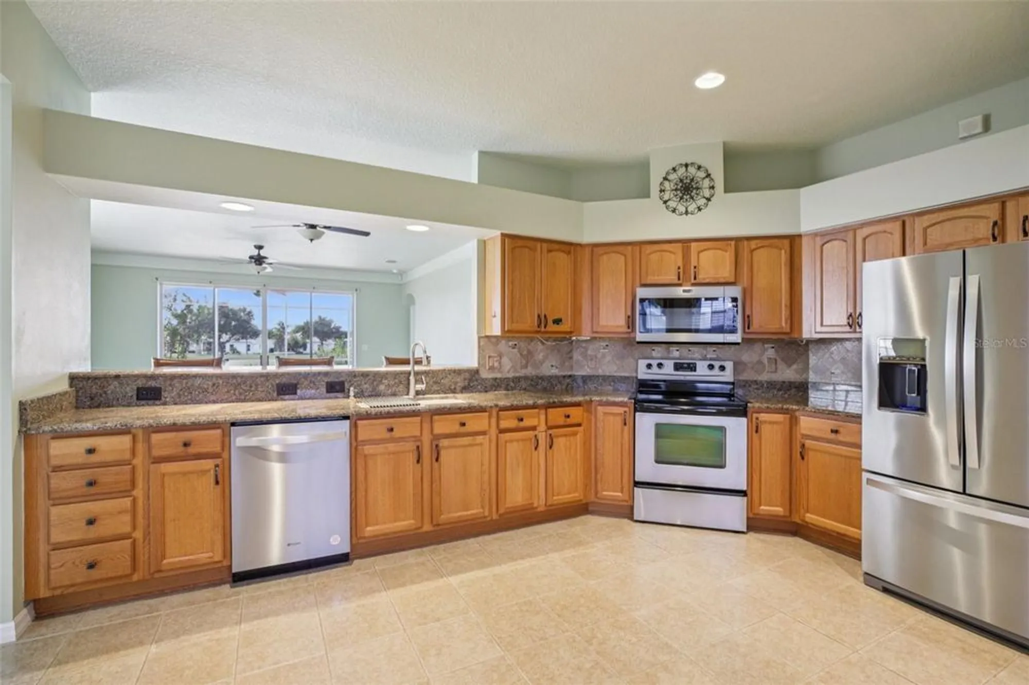 Property Slideshow image 13 of 53 | 27313 falcon feather way, Leesburg, FL, 34748