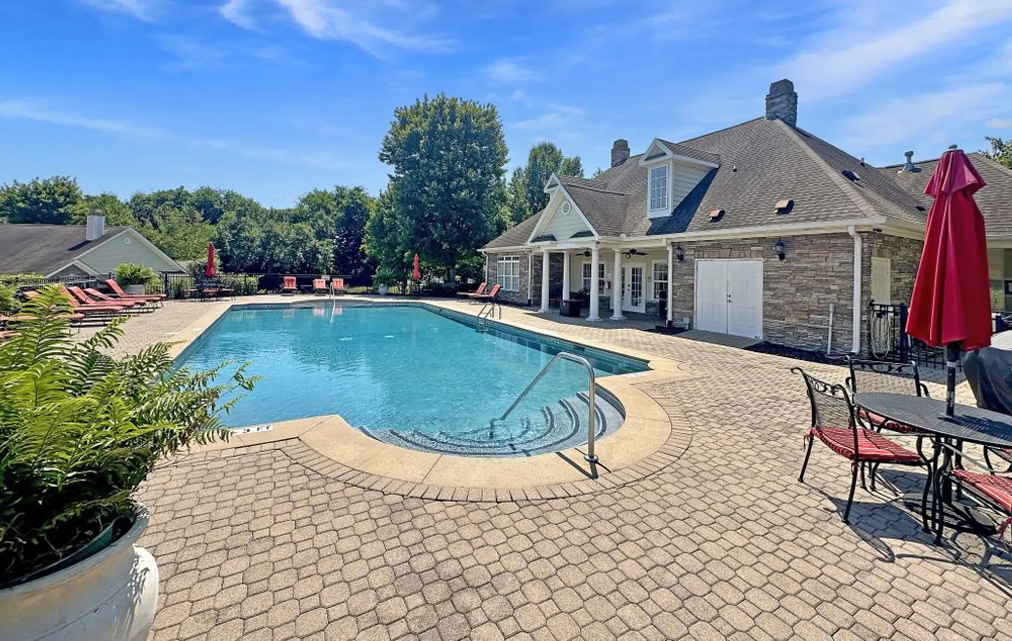 Property Slideshow image 34 of 37 | 825 s browns ln 2503, Gallatin, TN, 37066