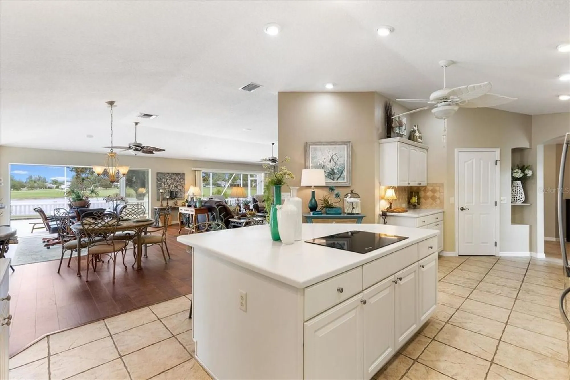 Property Slideshow image 15 of 68 | 17339 se 84th foxgrove ave, The Villages, FL, 32162