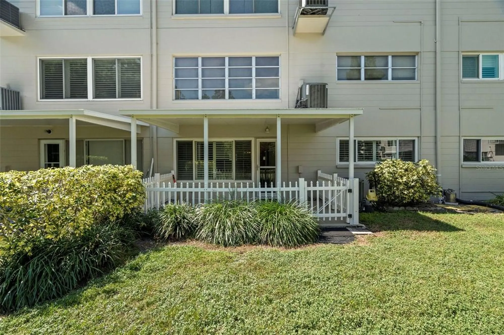 Property Slideshow image 24 of 33 | 2440 world parkway blvd apt 16, Clearwater, FL, 33763